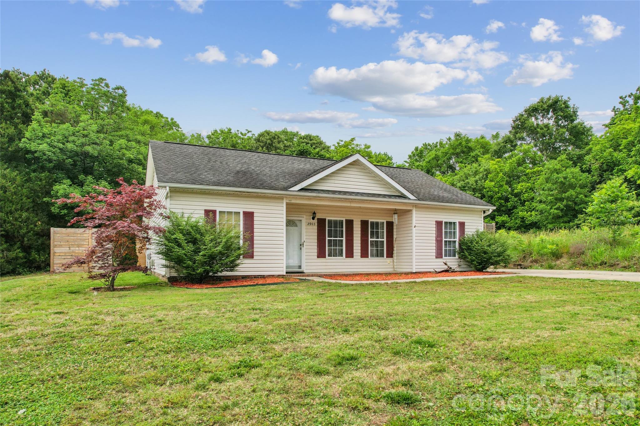 2903 Shady Lane Avenue