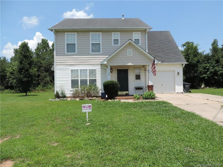 This fantastic home offers 4 spacious Bedrooms and 2 1/2 bathrooms. The living Room has a gas log fireplace.   Great Cul-de-sac lot with a huge back yard for the kids to play. Master bath has a garden tub to relax in after a long day. Fabulous location. Must see this one. Won't last long! Hurry!