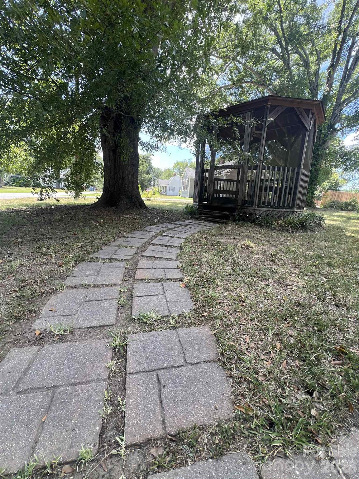 Robbins - Residential