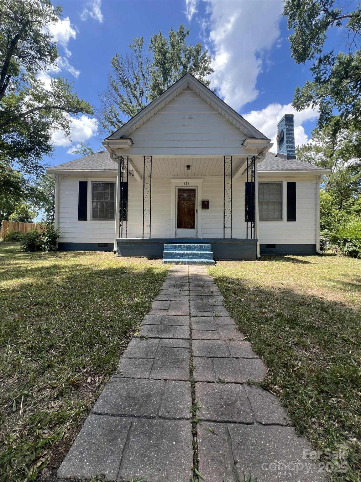 651 Still Street