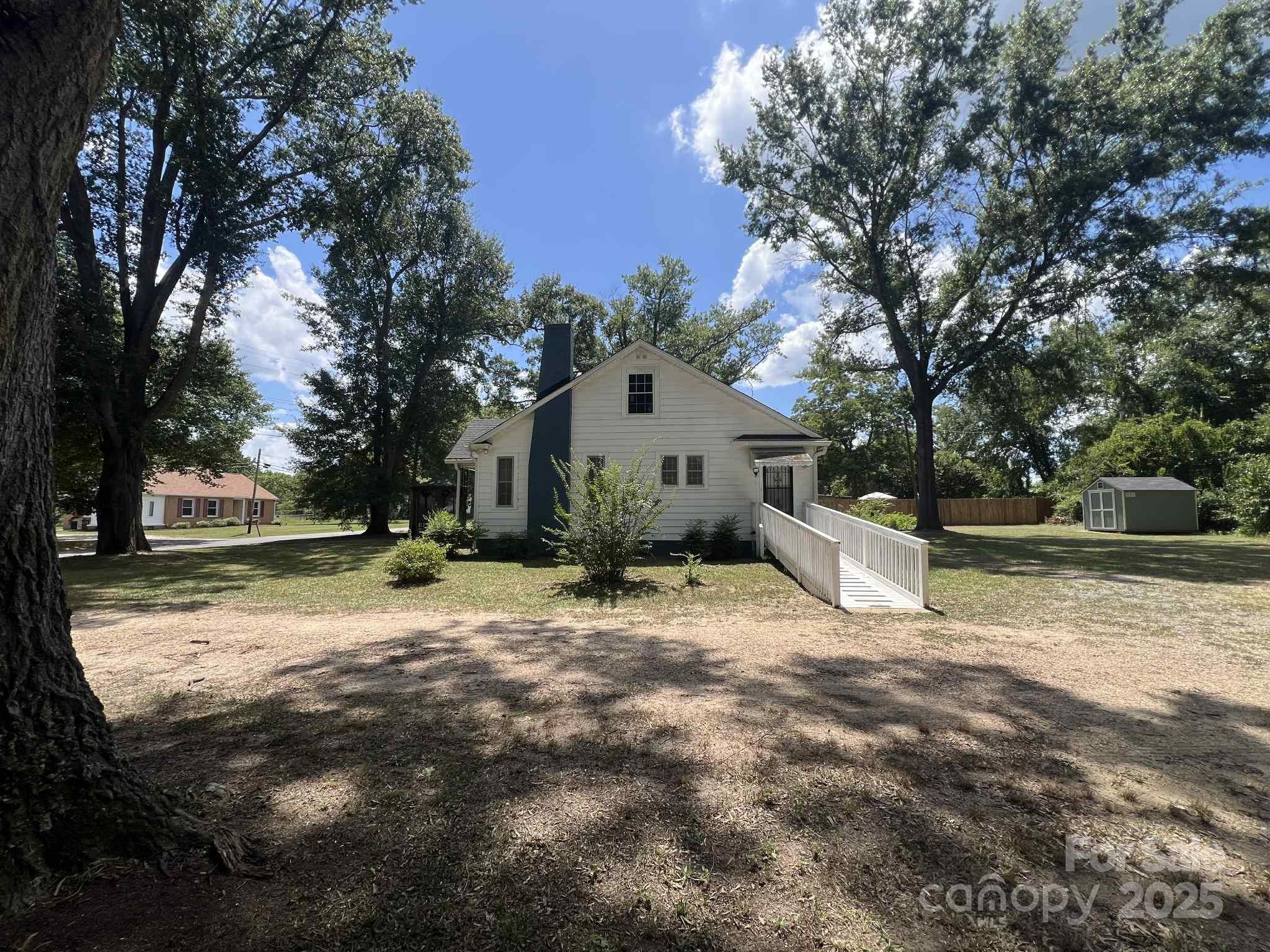 651 Still Street
