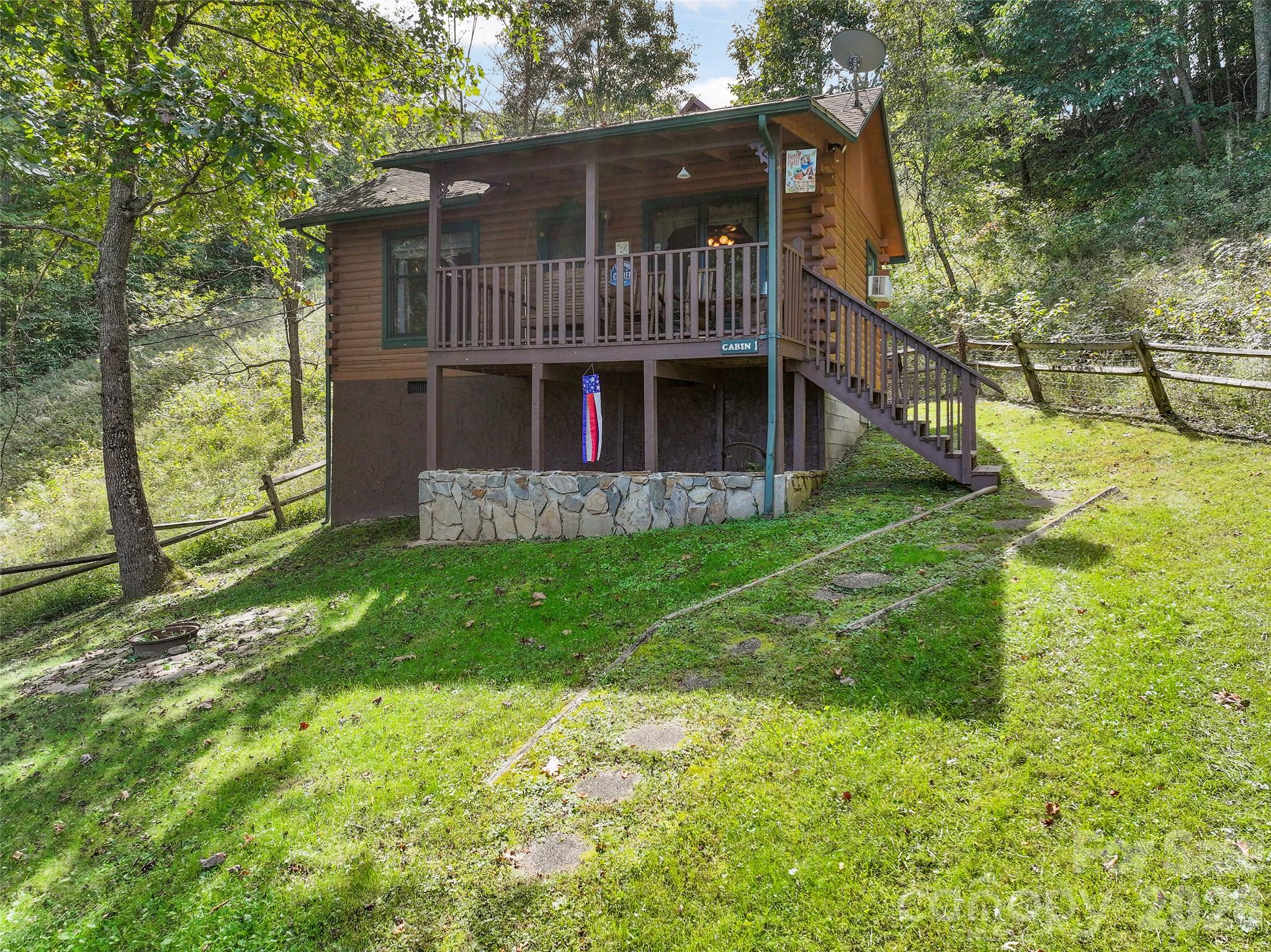159 Son Country Lane