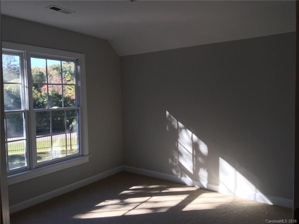 Royal Oaks - Residential