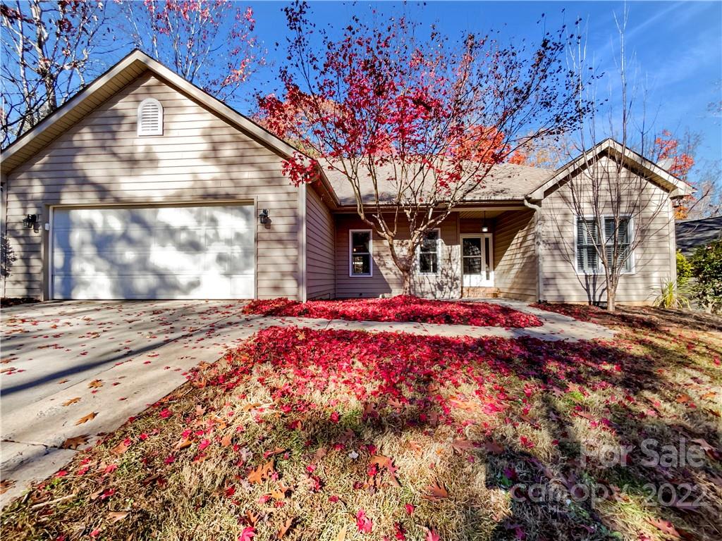 Tega Cay - Residential