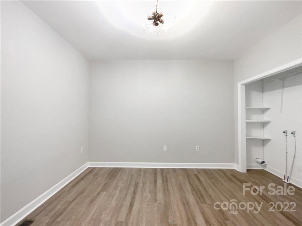 Tega Cay - Residential