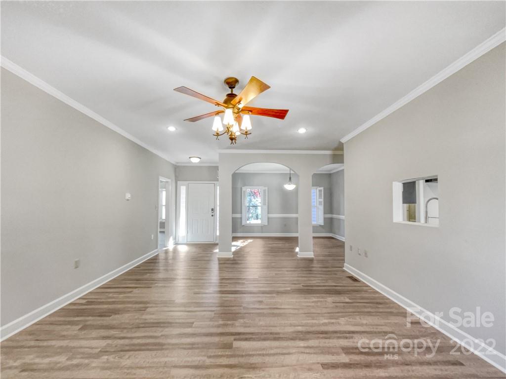 Tega Cay - Residential