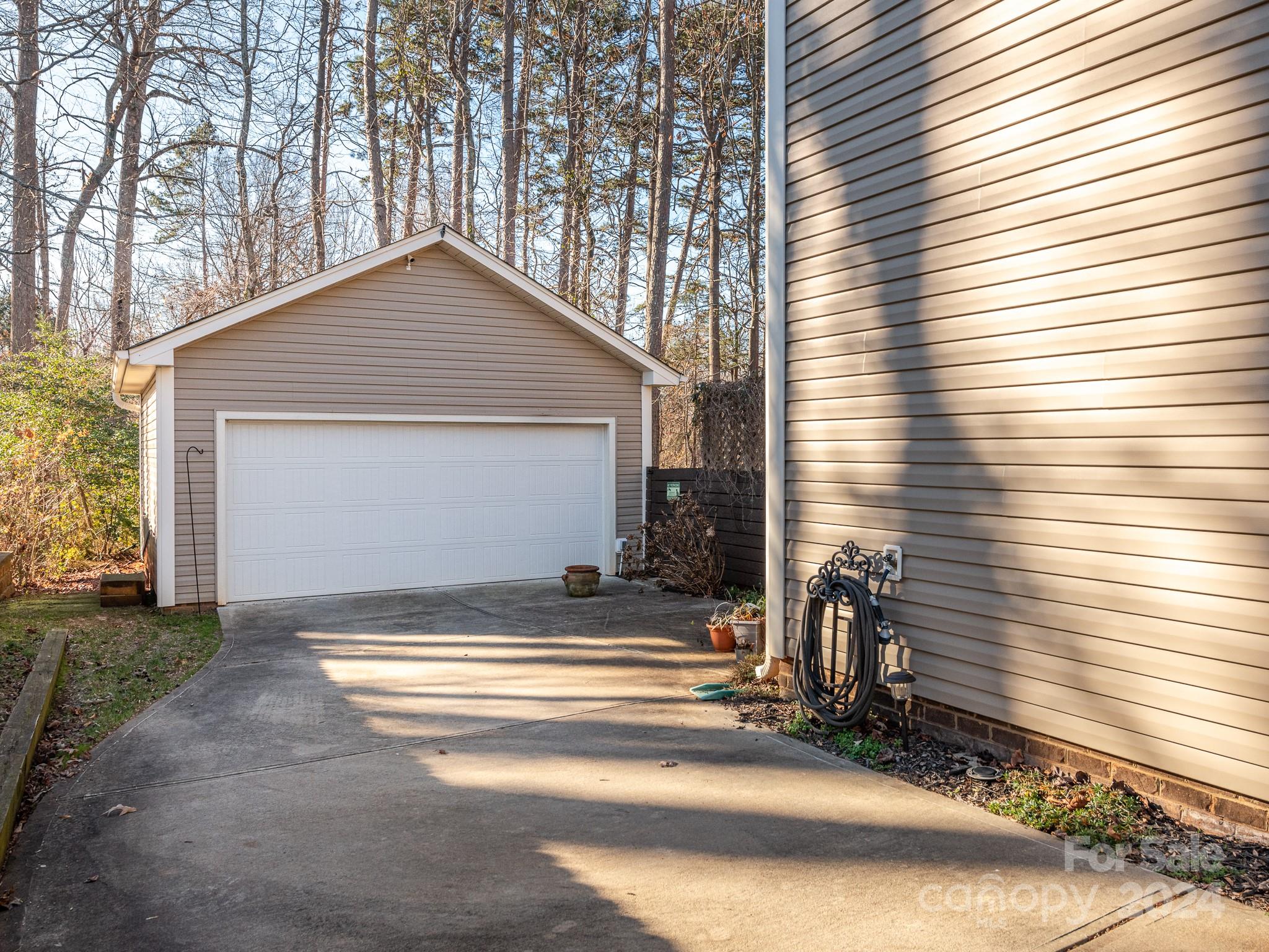 The Oaks At Mcilwaine - Residential