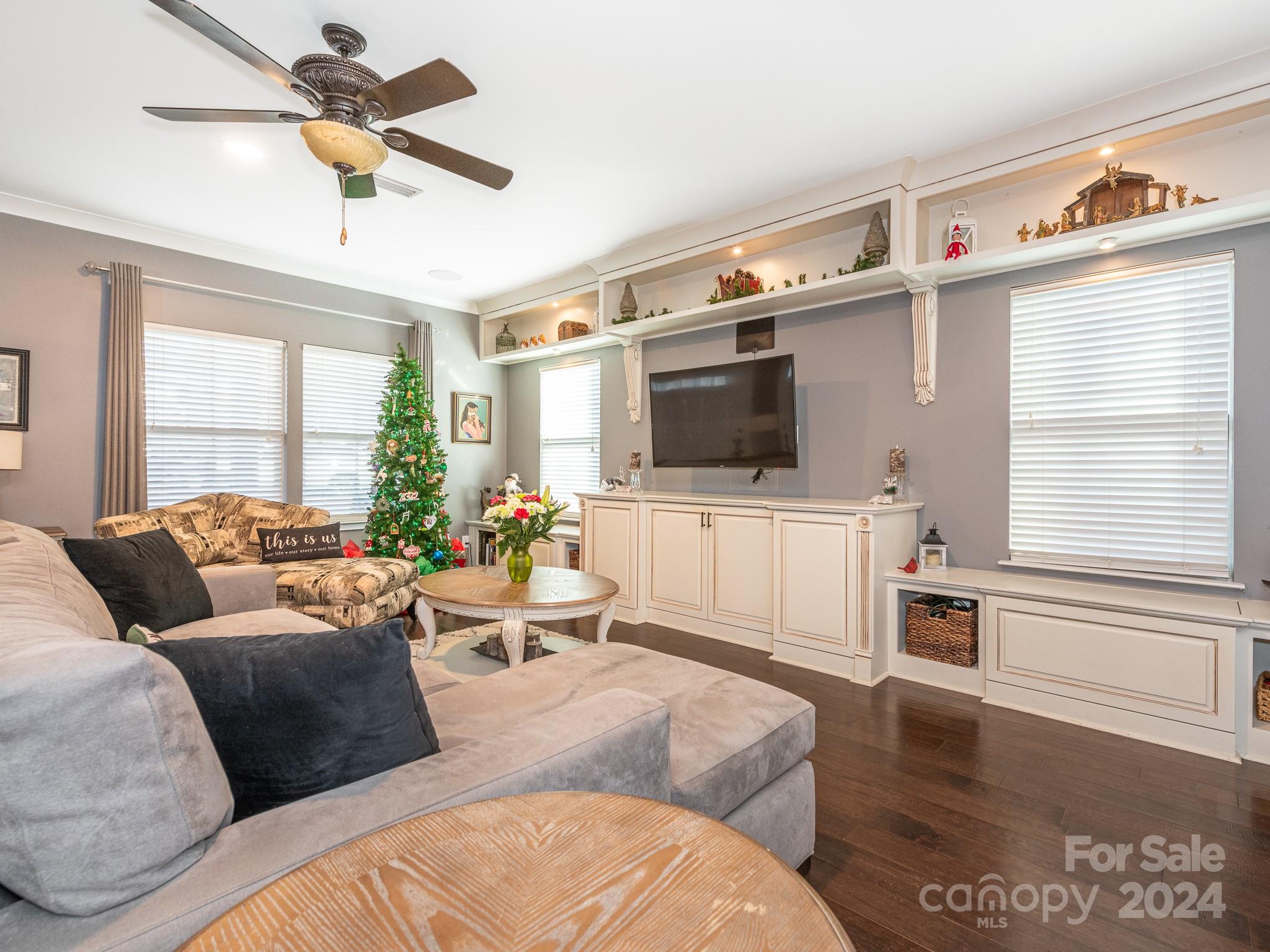 The Oaks At Mcilwaine - Residential