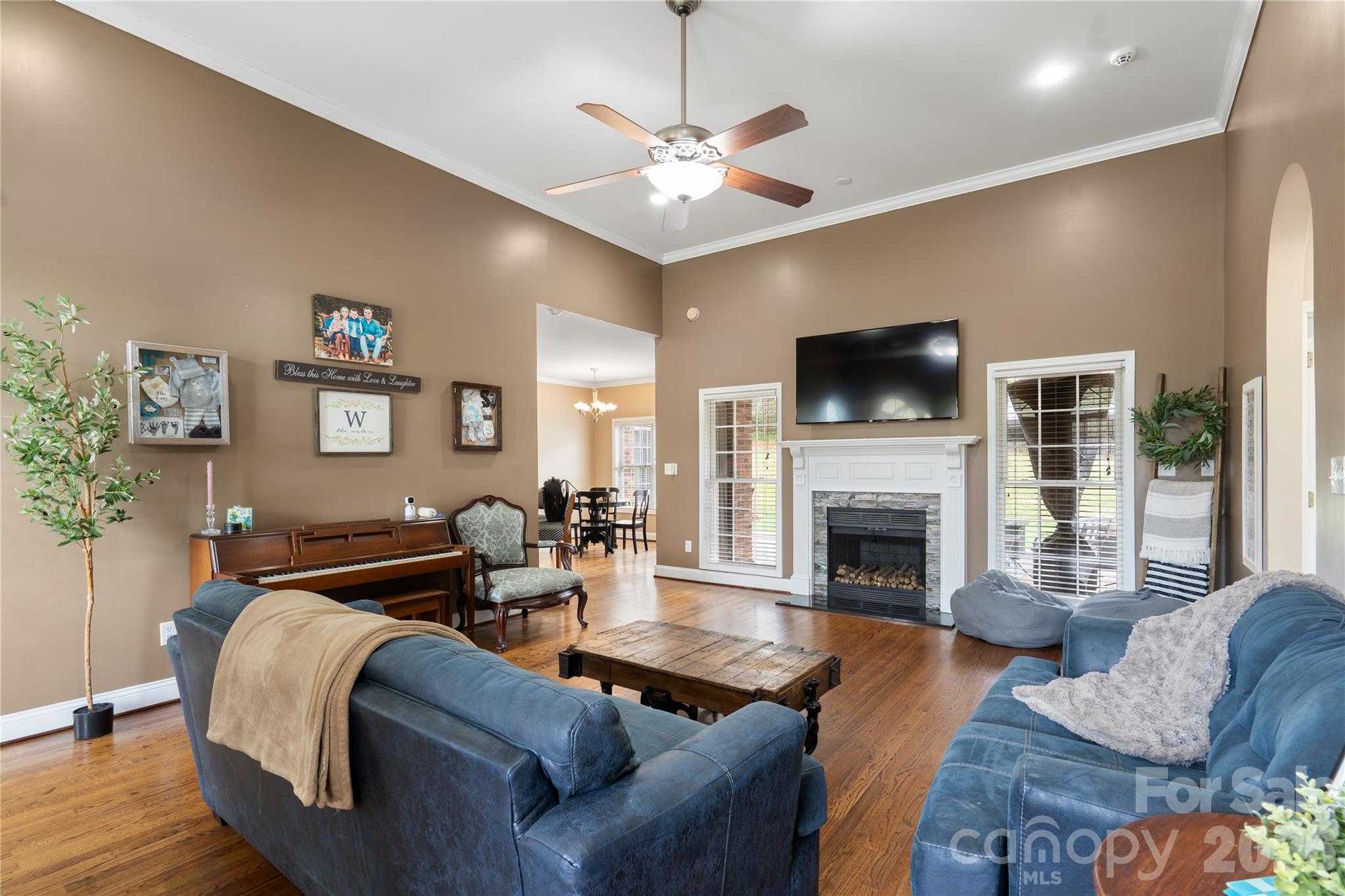 Charlottes Crossing - Residential