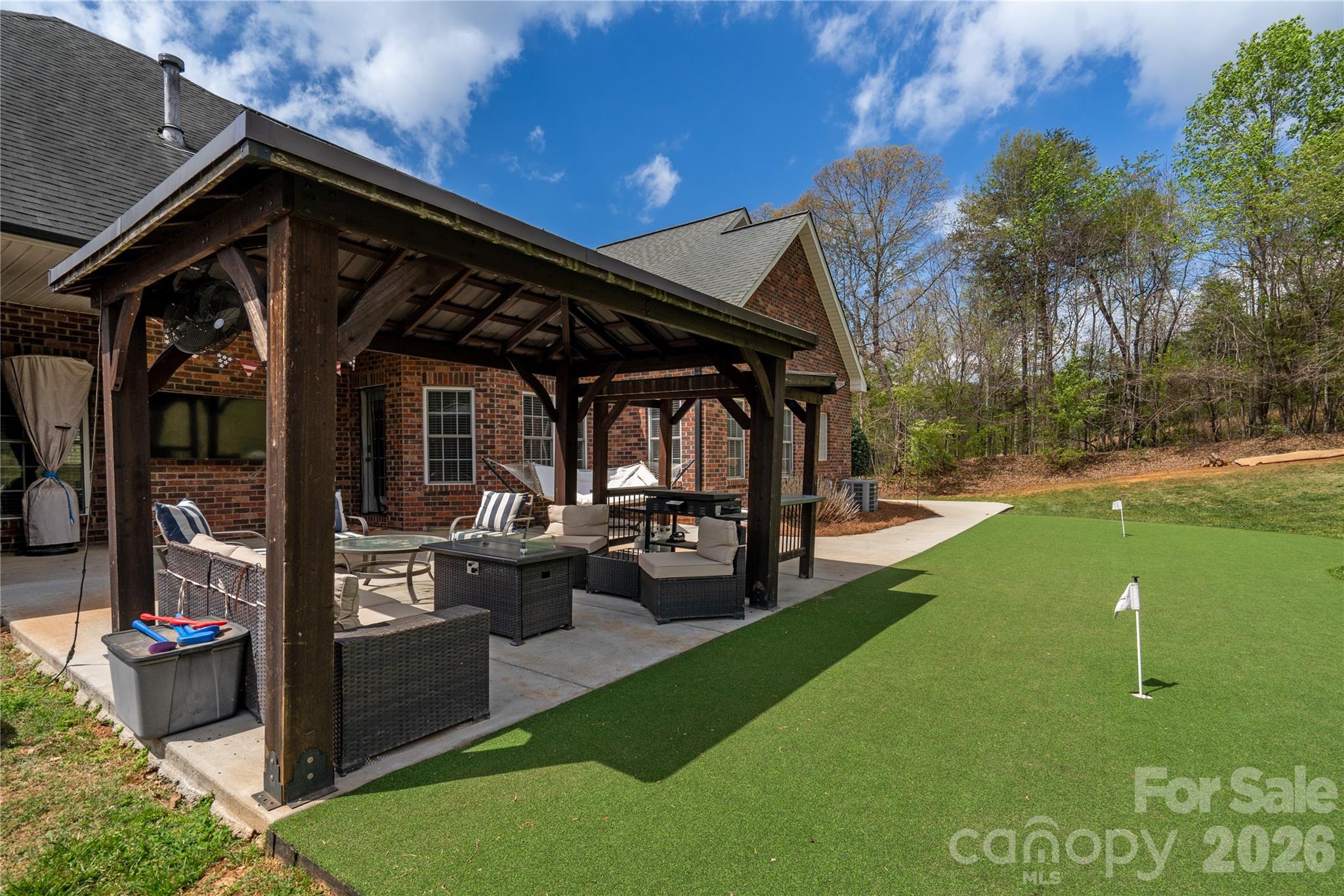 Charlottes Crossing - Residential