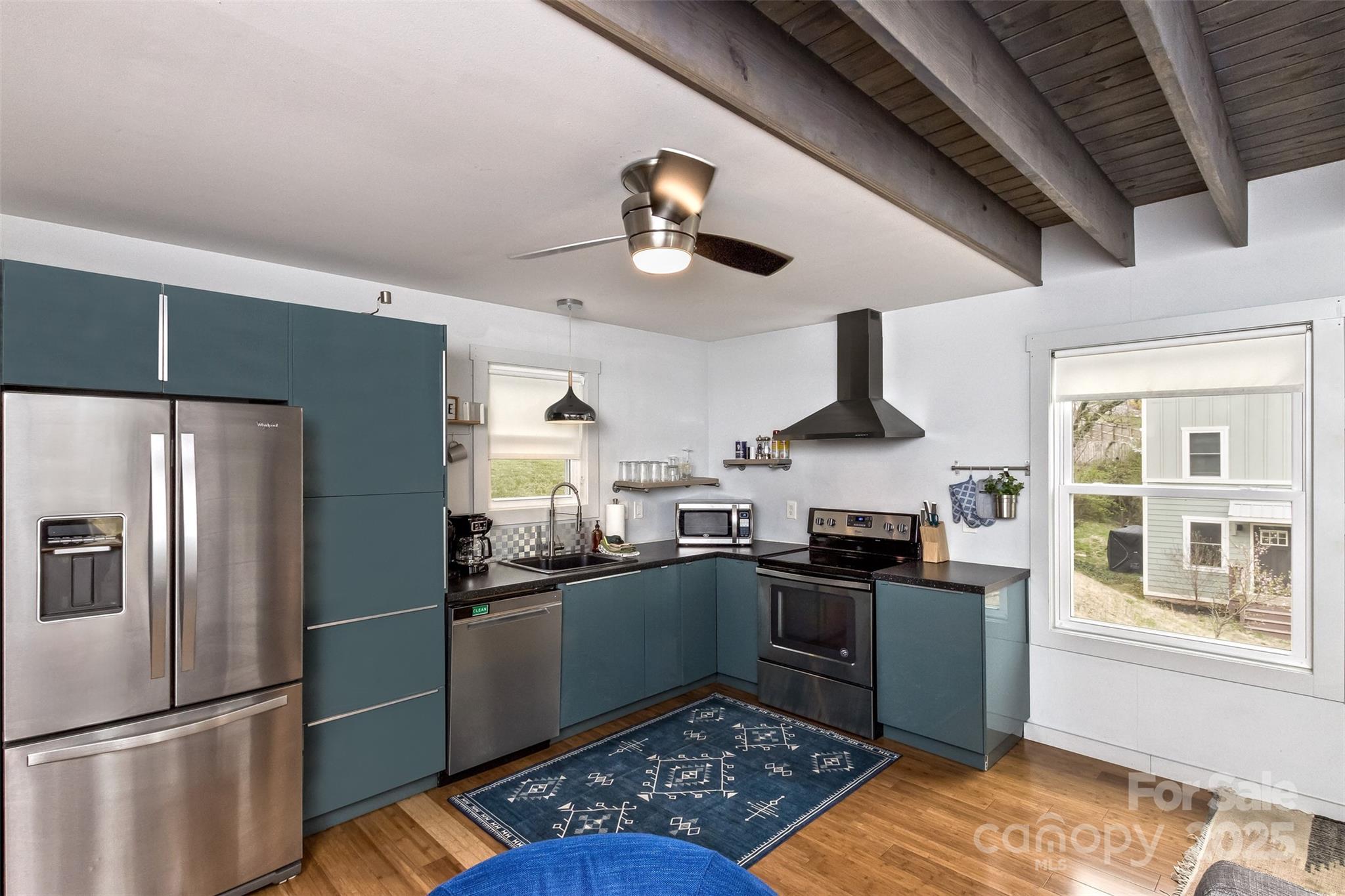 105 Annies Ridge Road