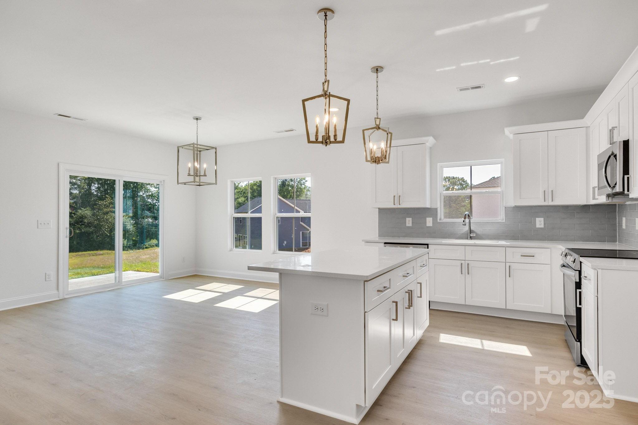 450 Contentment Court