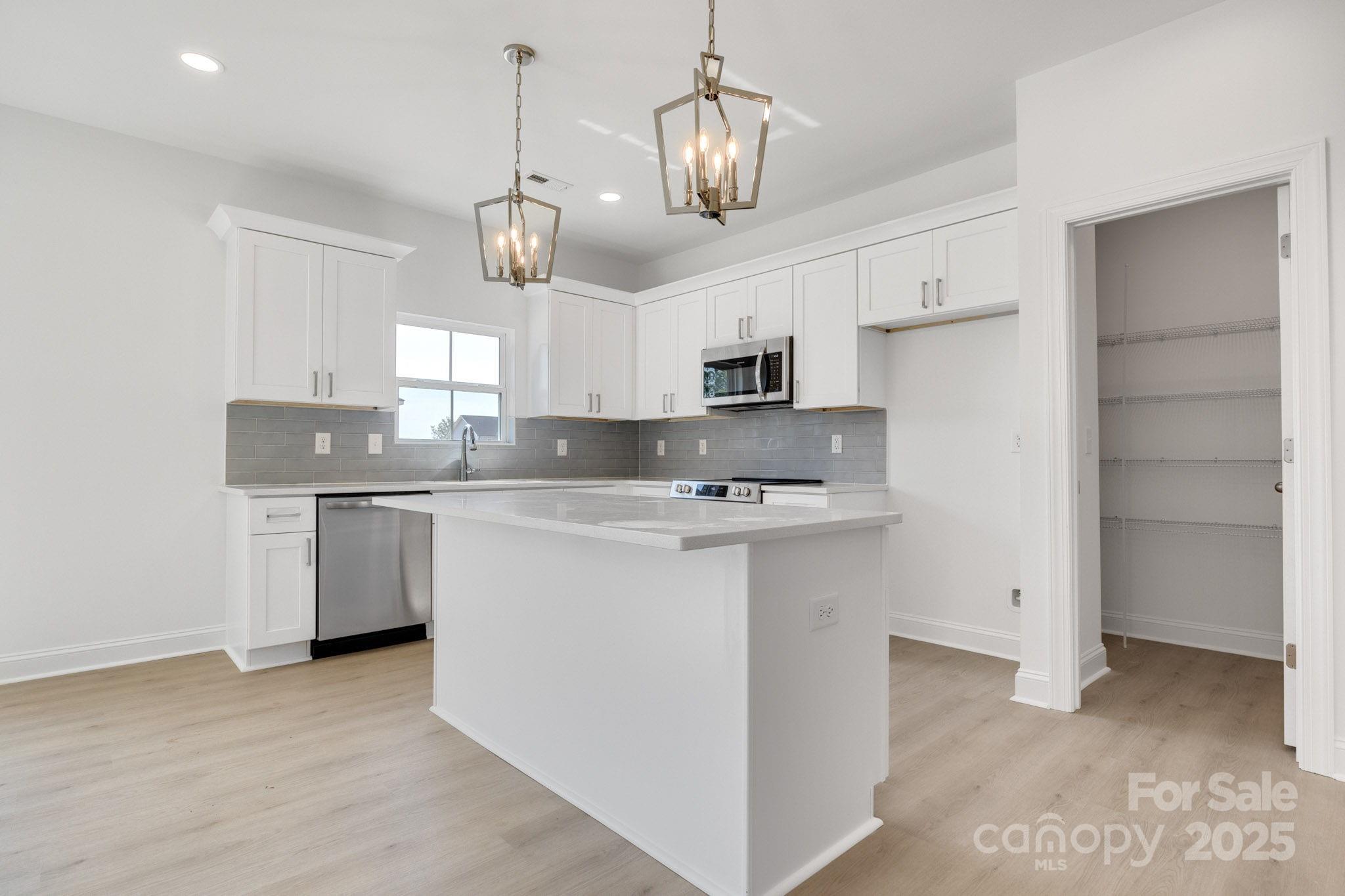 450 Contentment Court