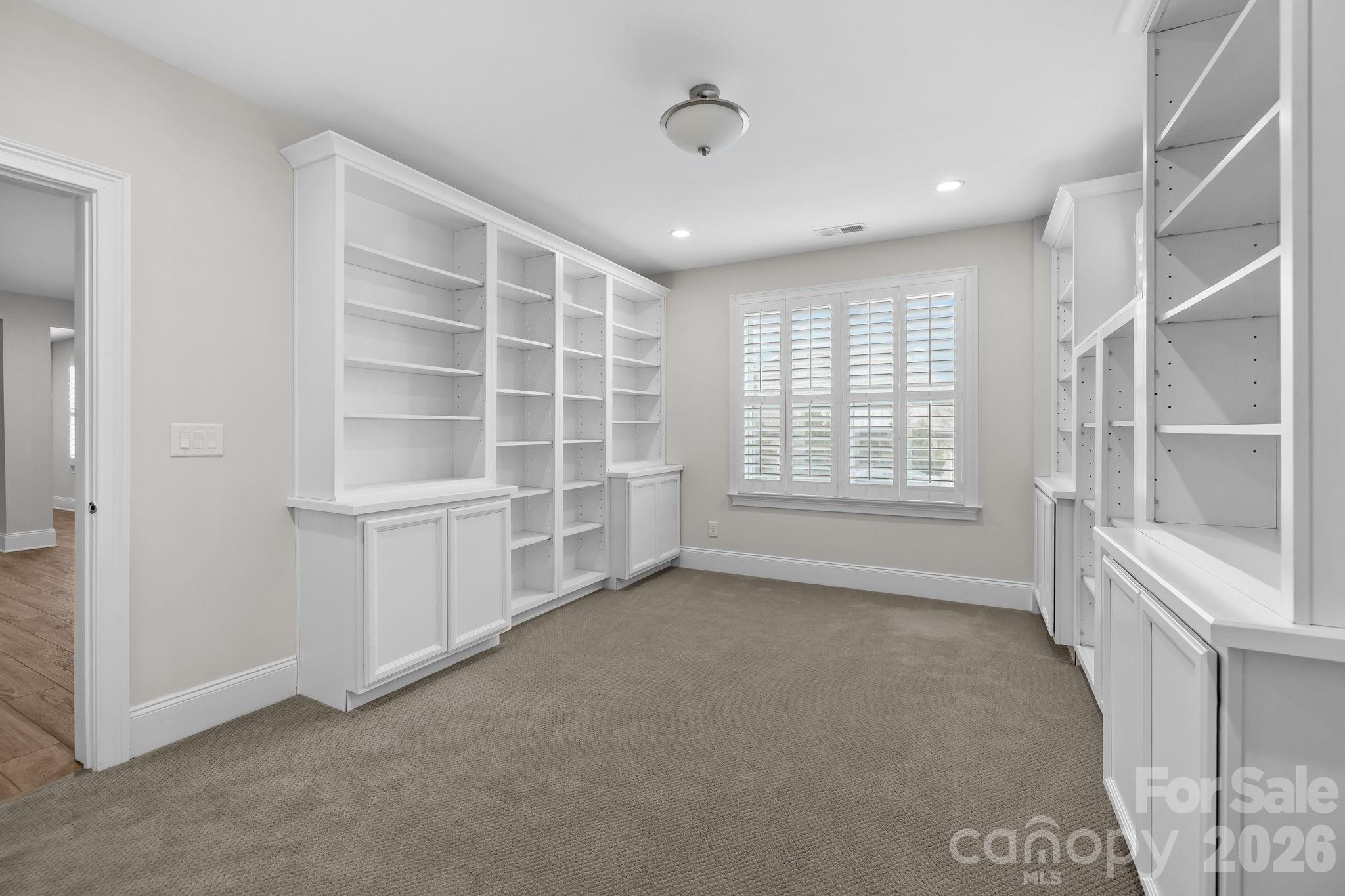 Regency at Palisades - Residential