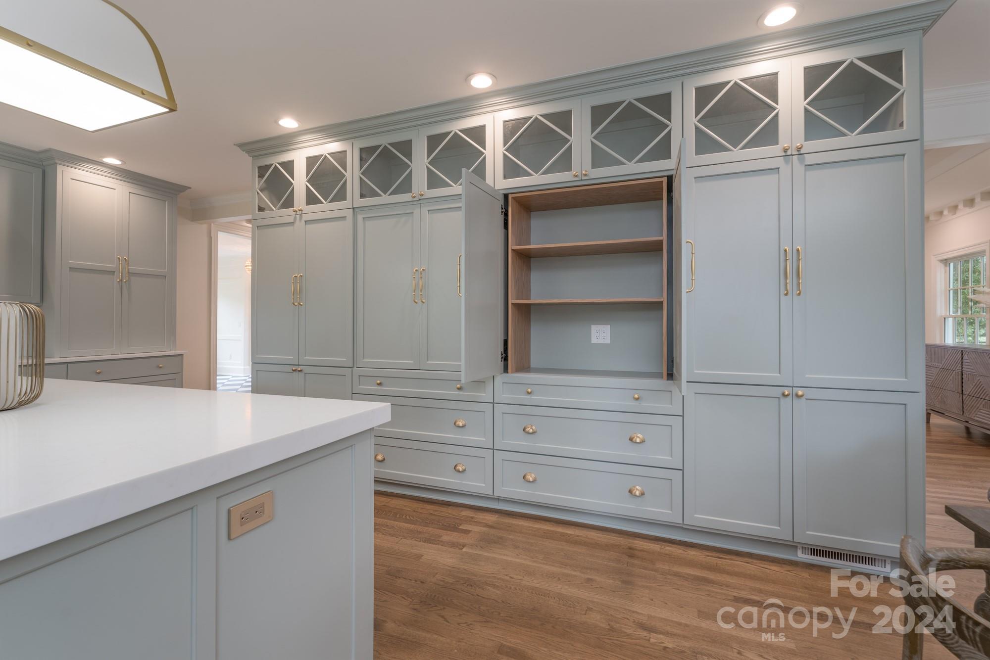 Mammoth Oaks - Residential