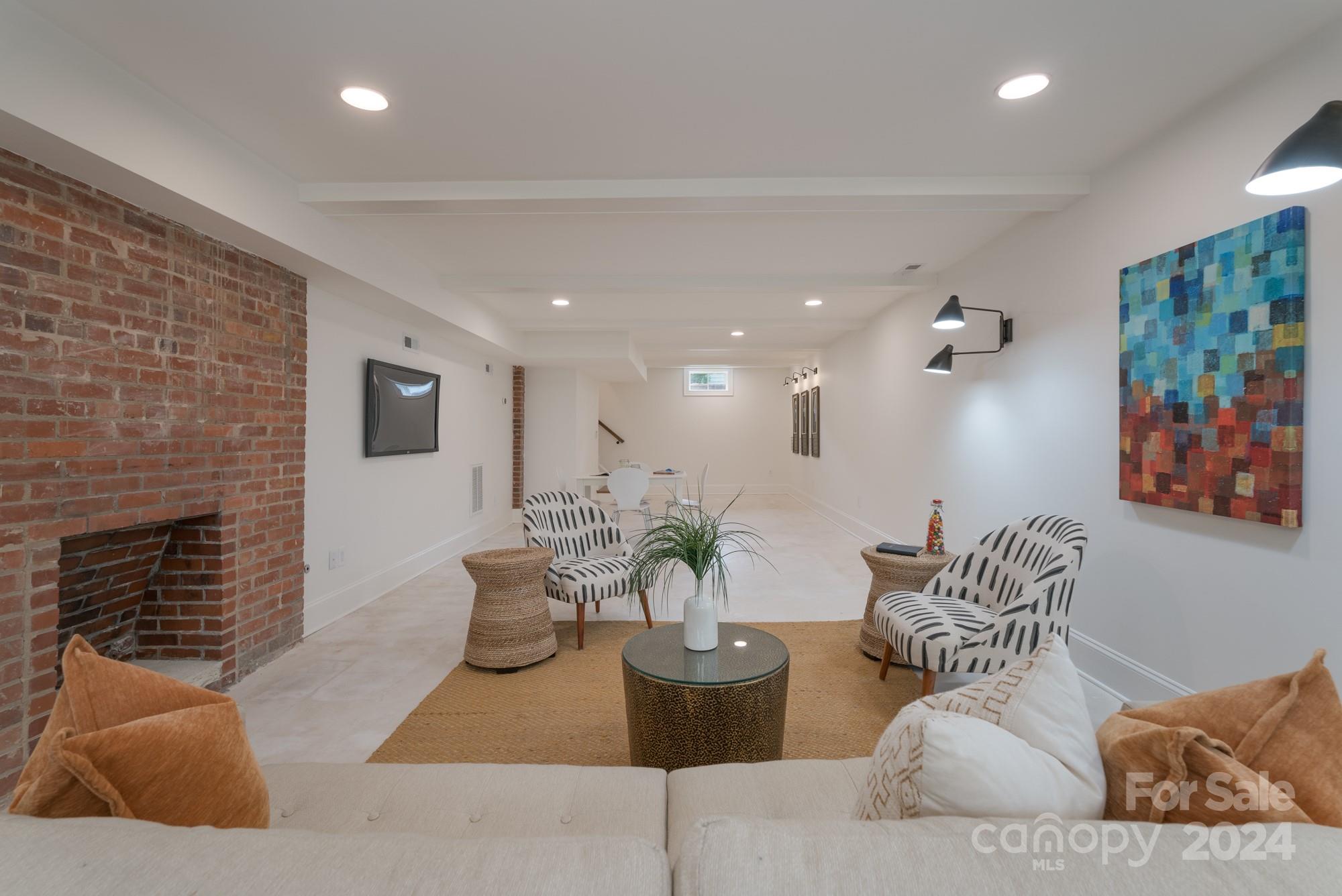 Mammoth Oaks - Residential