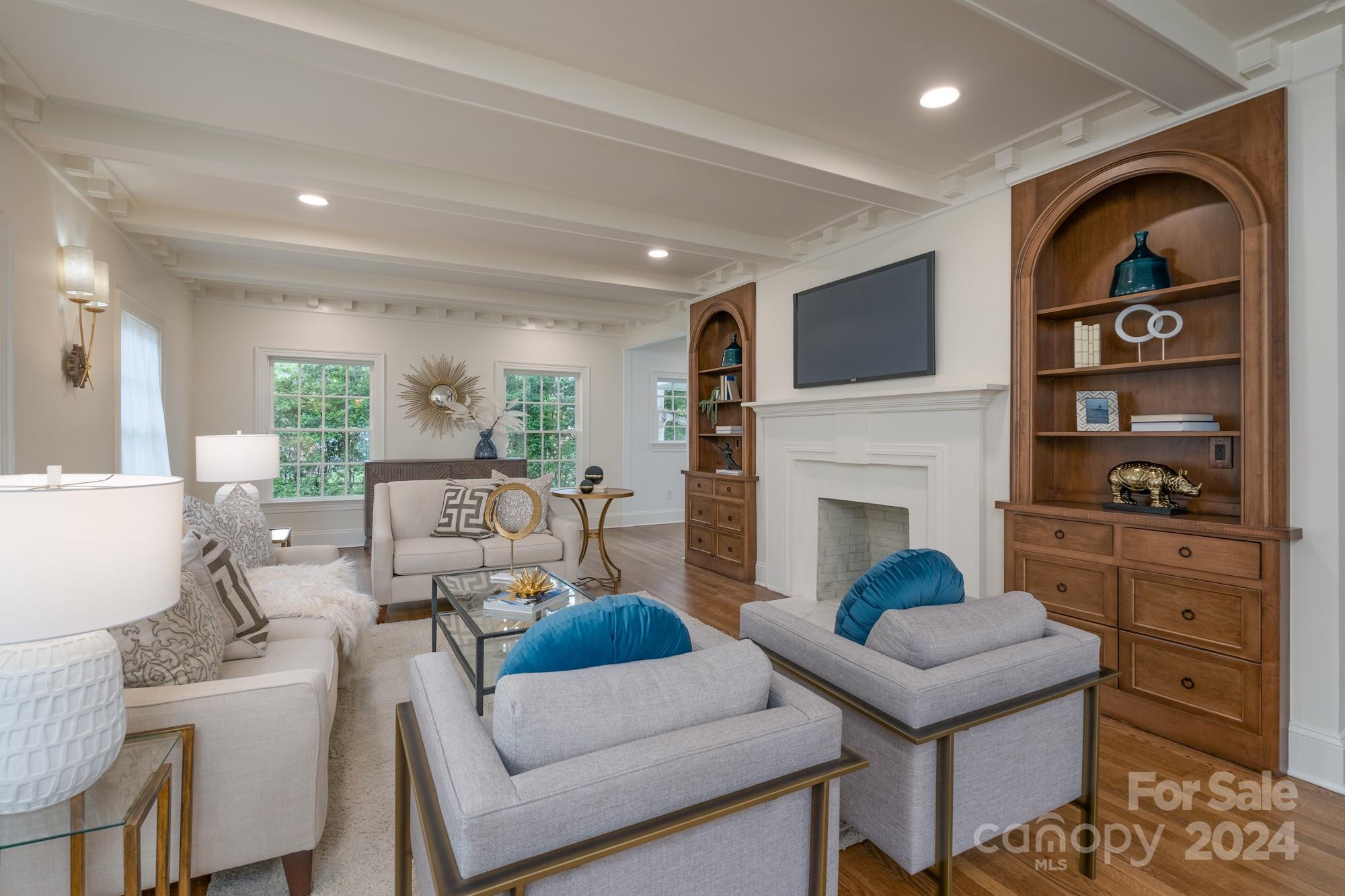 Mammoth Oaks - Residential