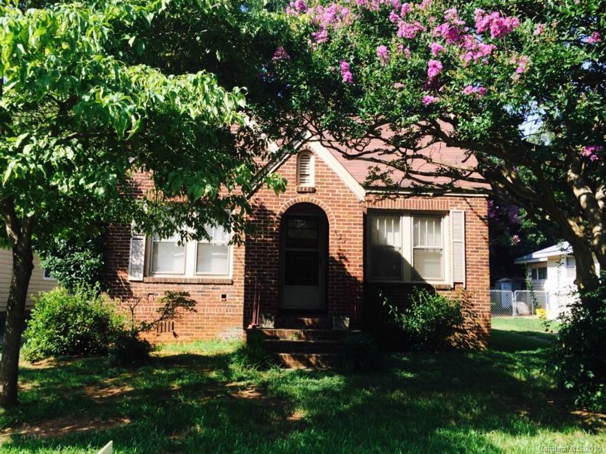 Great investment opportunity close to down town and the old town area. detached carport with storage and several outbuildings. So much potential in this home. Come look!!