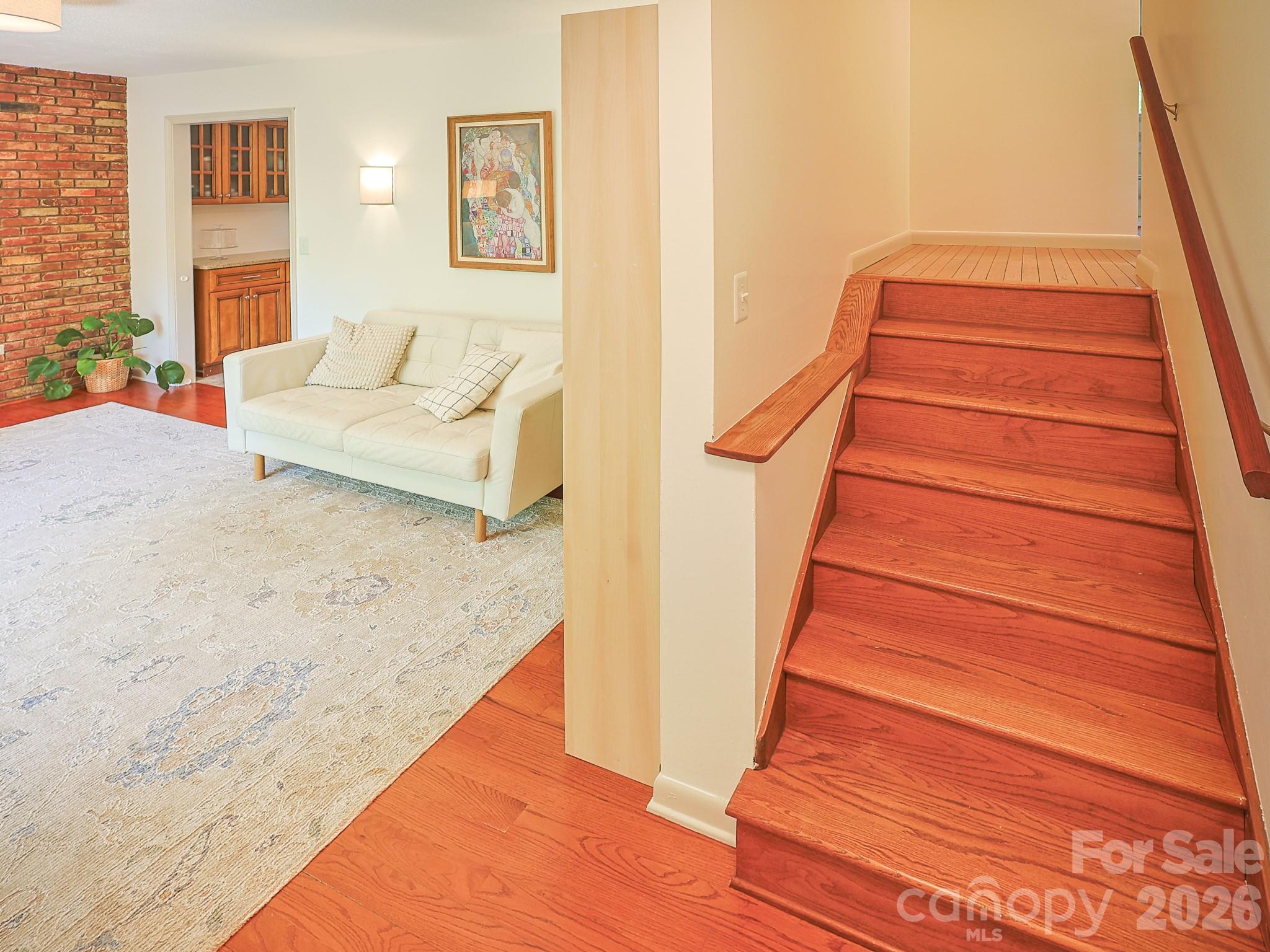 378 Dillingham Circle