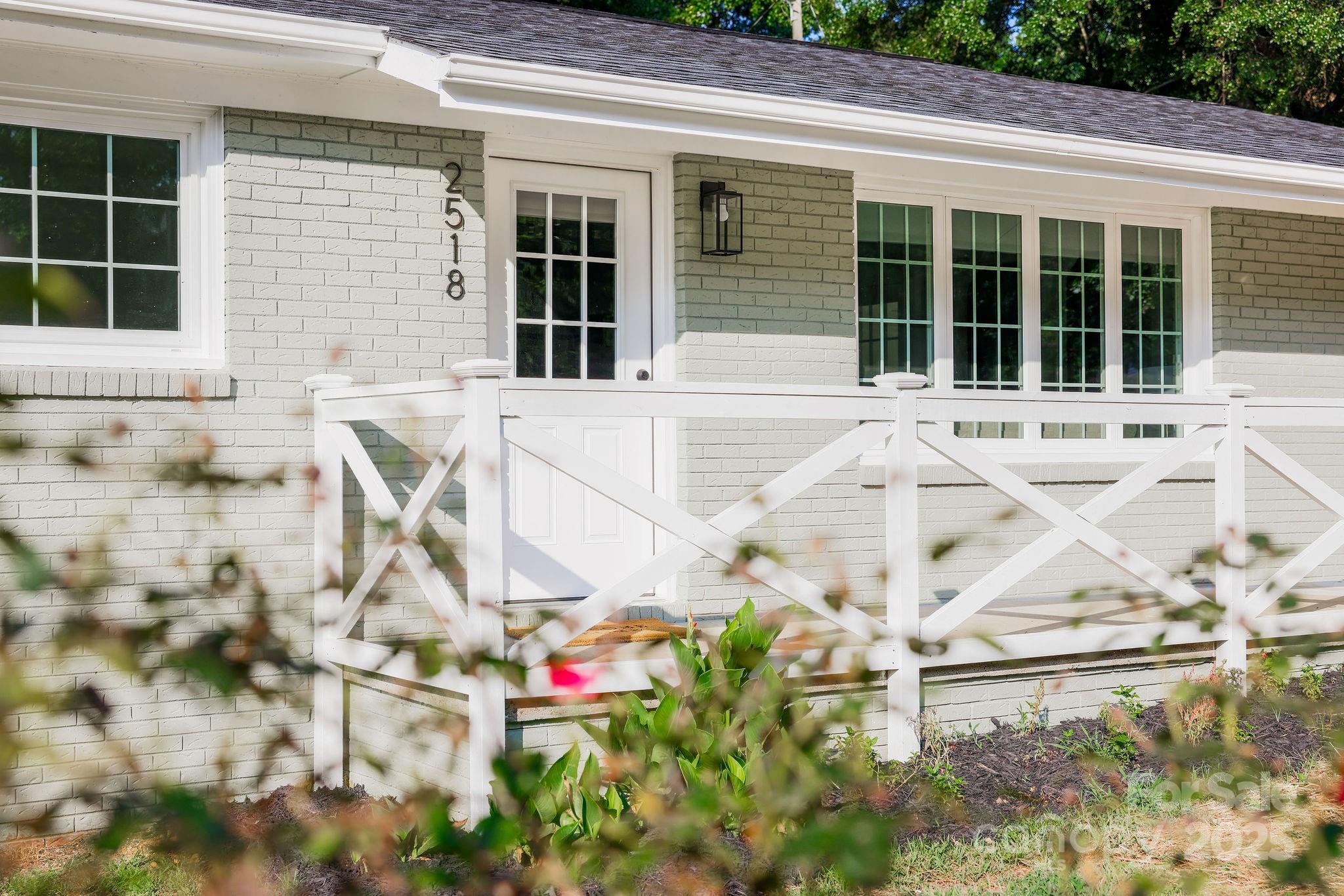 2518 Cove Creek Drive