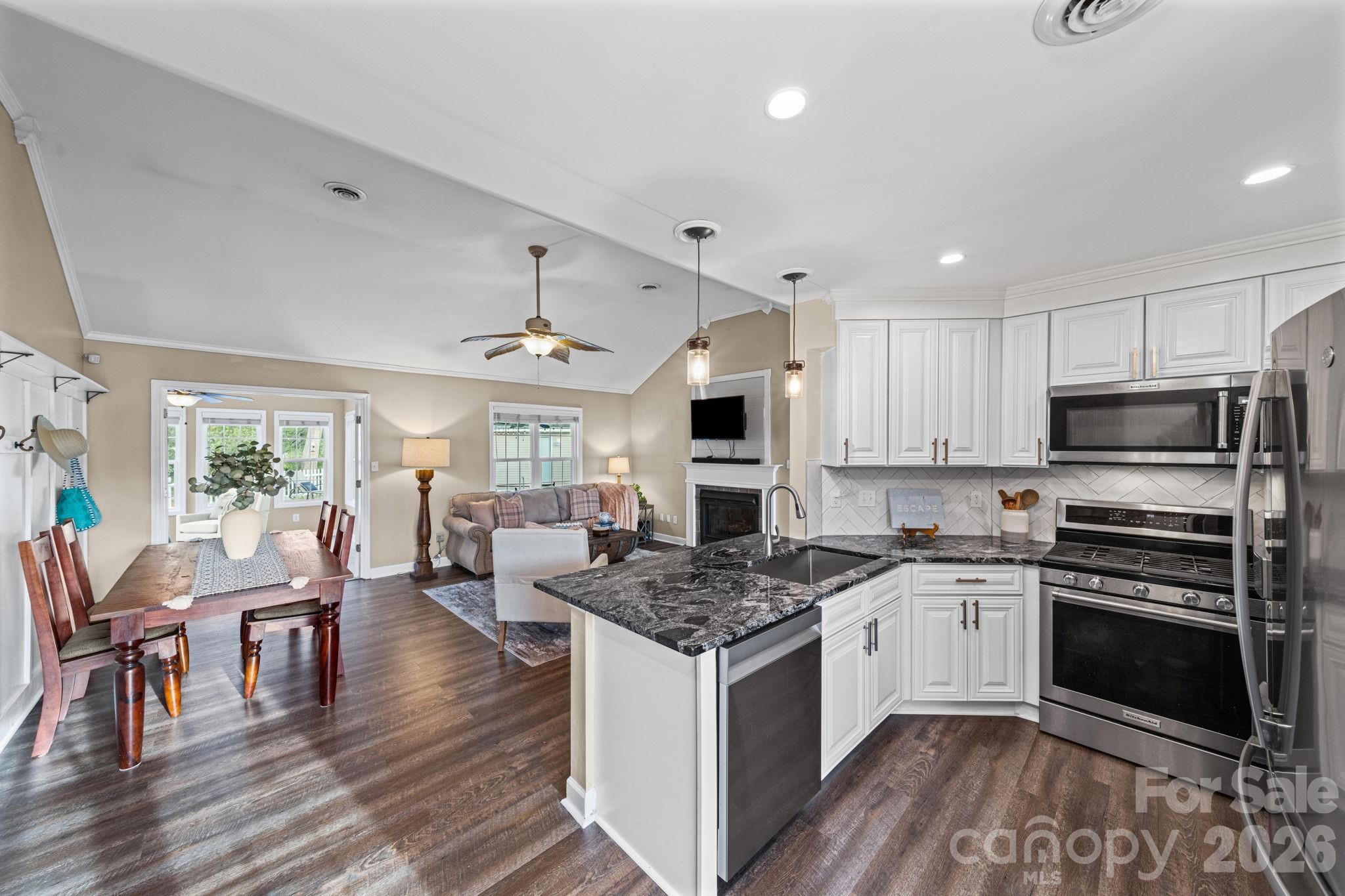 Wimbleton Woods - Residential