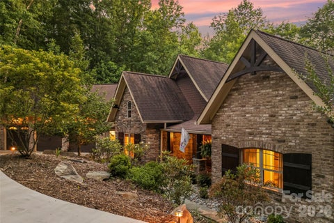 Photo of 1313 High Trail Drive, Nebo, NC 28761 (MLS # 4394395)