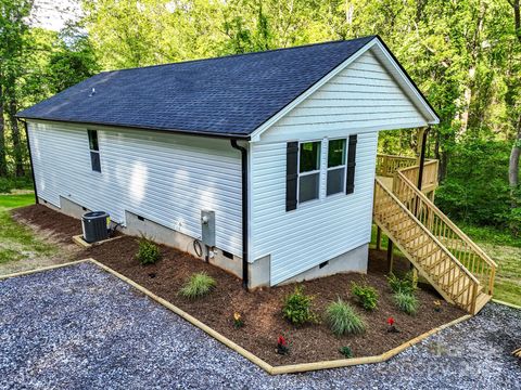 6 Meadows Town Road Leicester NC 28748