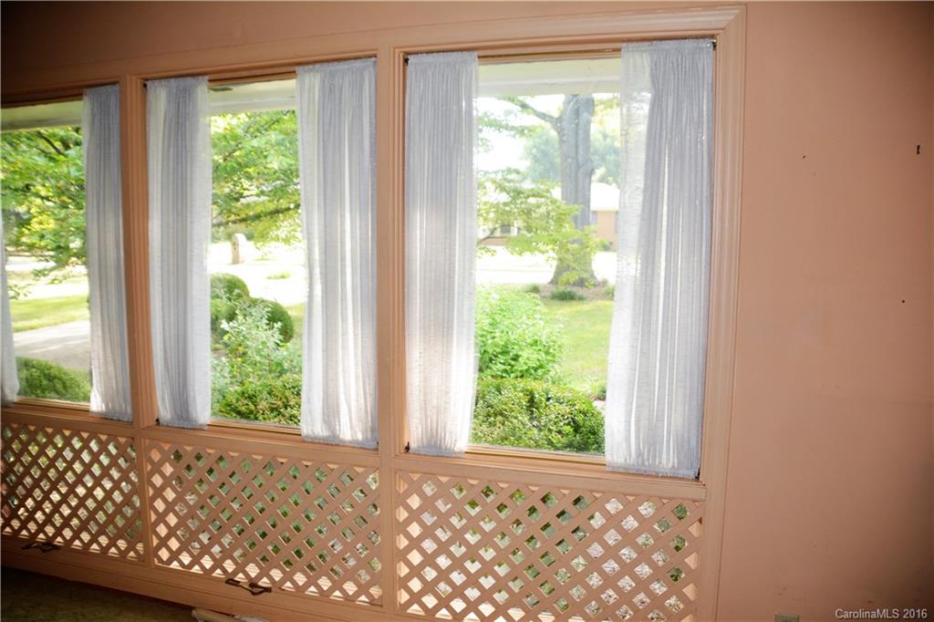 Lansdowne - Residential