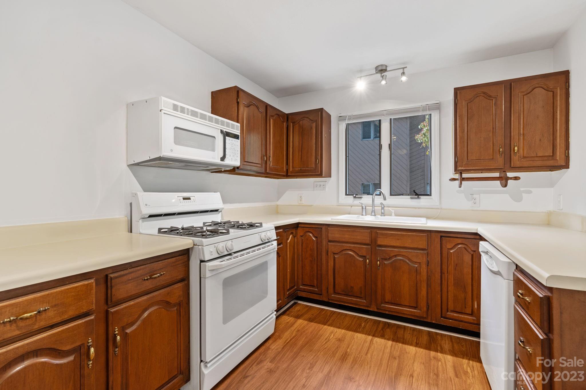 Pine Cliff - Residential