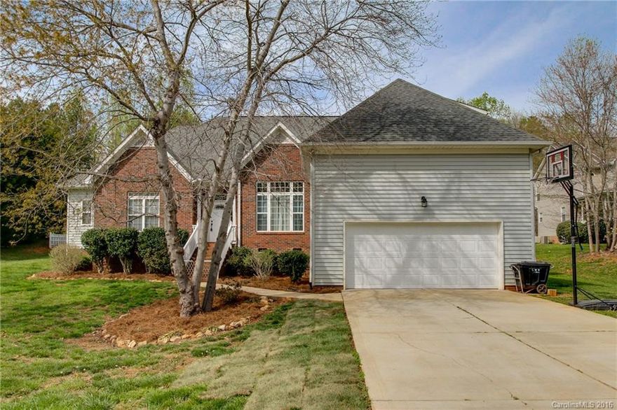 MOTIVATED SELLERS!!! BRING ALL OFFERS!!! ROOM TO BREATH on ½ acre lot with NO HOA & excellent, sought-after school district! 3 bedroom, 2 bath, plus large bonus room, w/ 2,700 sq ft of generous space. Beautiful hardwoods, office with lots of natural light, and split bedroom plan. Large kitchen complete with an abundance of cabinets, stainless steel appliances, and large pantry. Your piece of paradise minutes from Harris Teeter, fishing on Lake Norman, and easy access to all corridors off I-77.