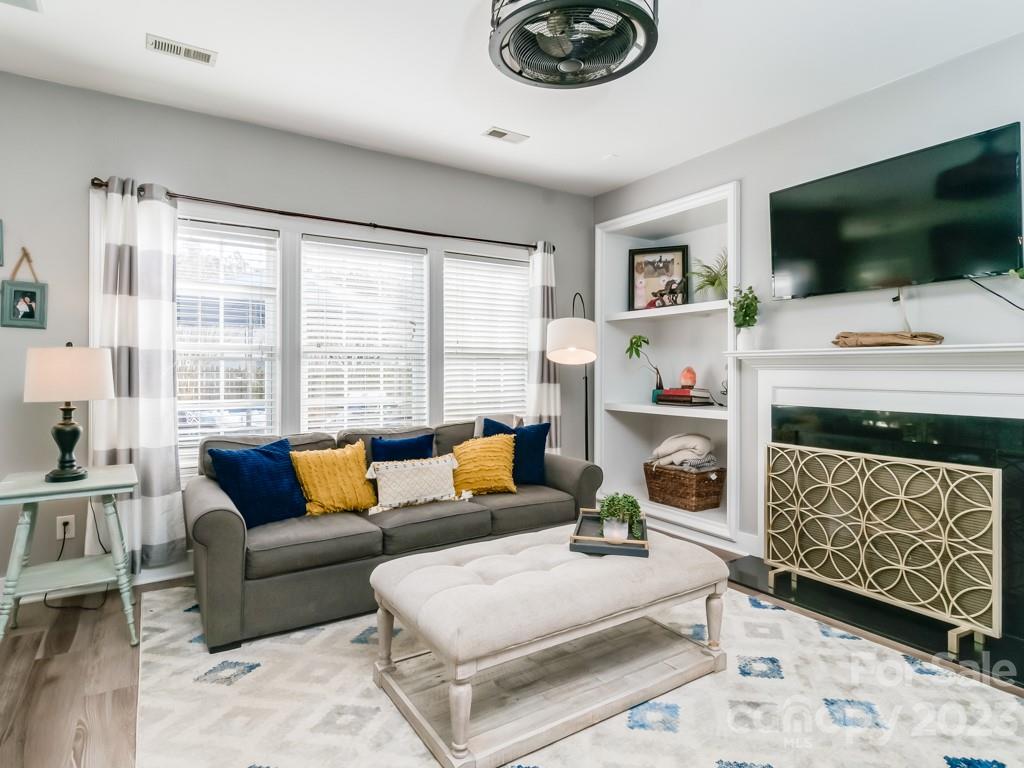 Providence Pointe - Residential