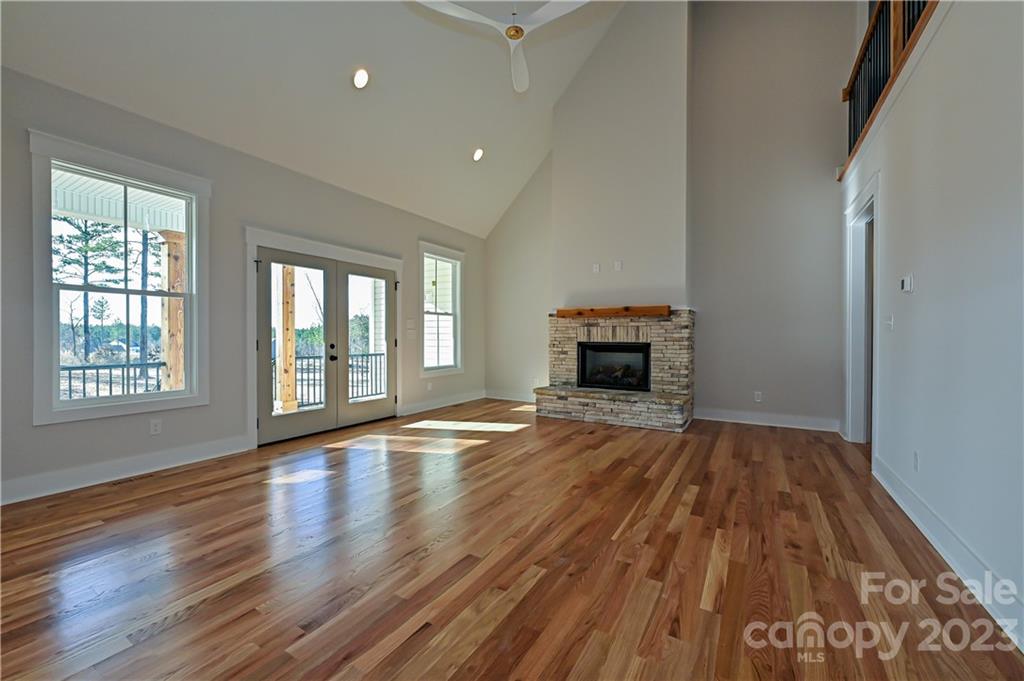 Sanders Landing - Residential