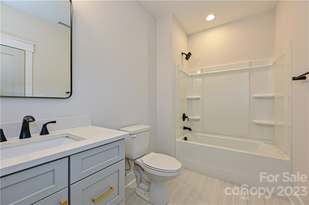 Sanders Landing - Residential