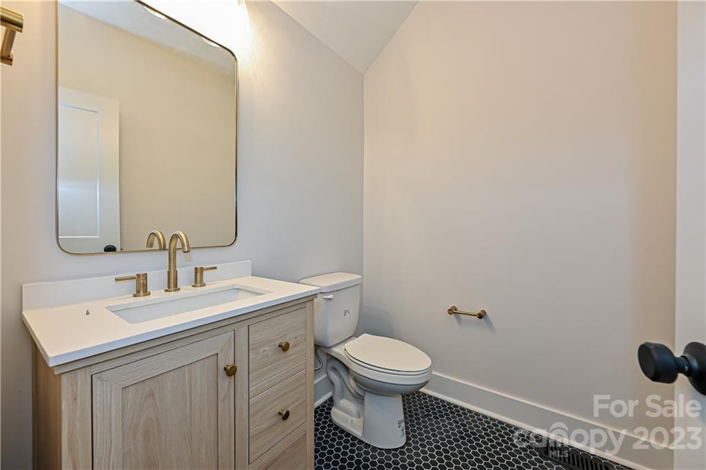 Sanders Landing - Residential