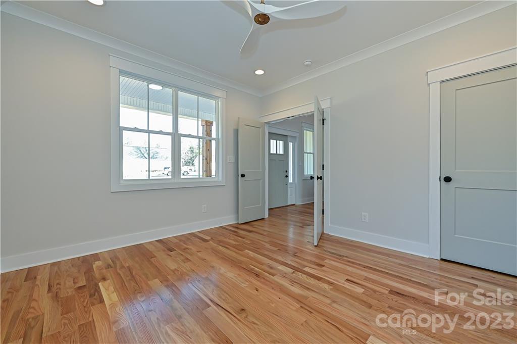 Sanders Landing - Residential