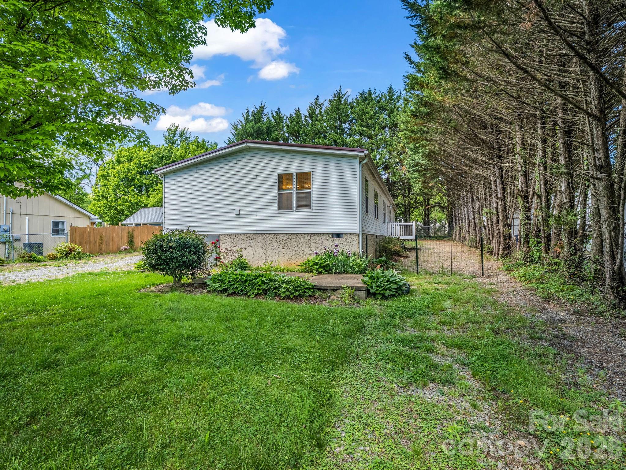 213 Old State Ten Road