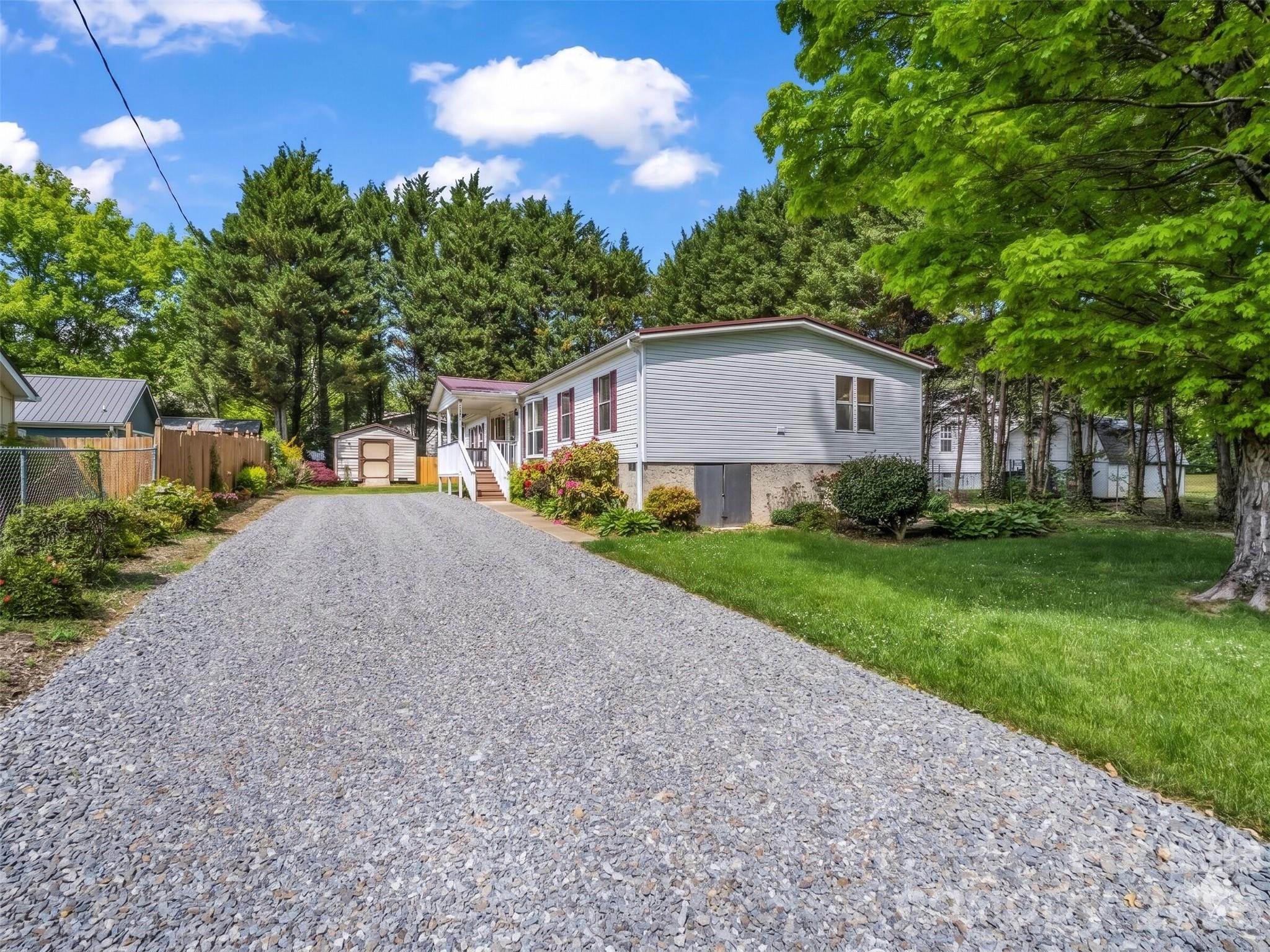 213 Old State Ten Road