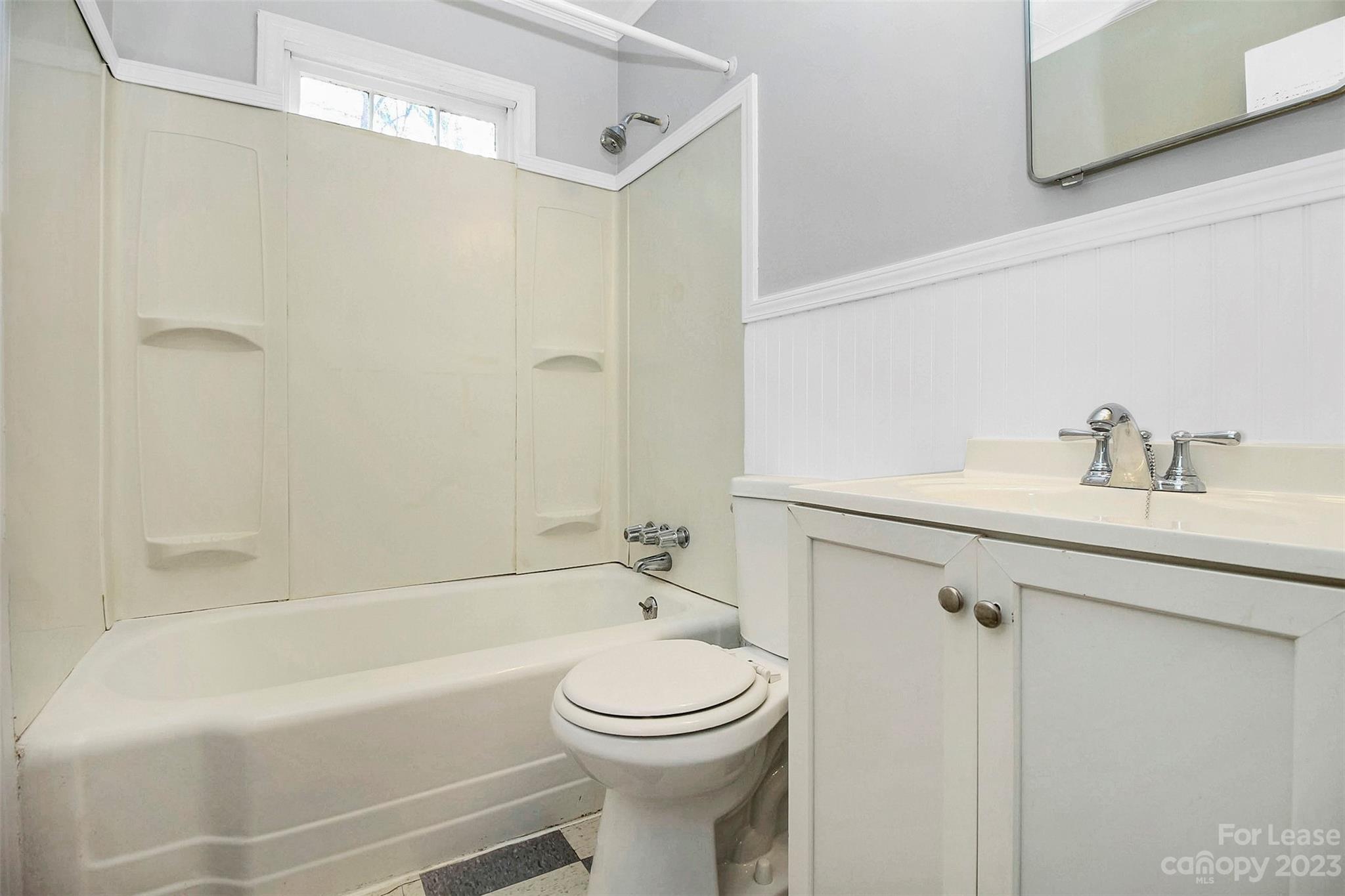 Oakhurst - Residential Lease