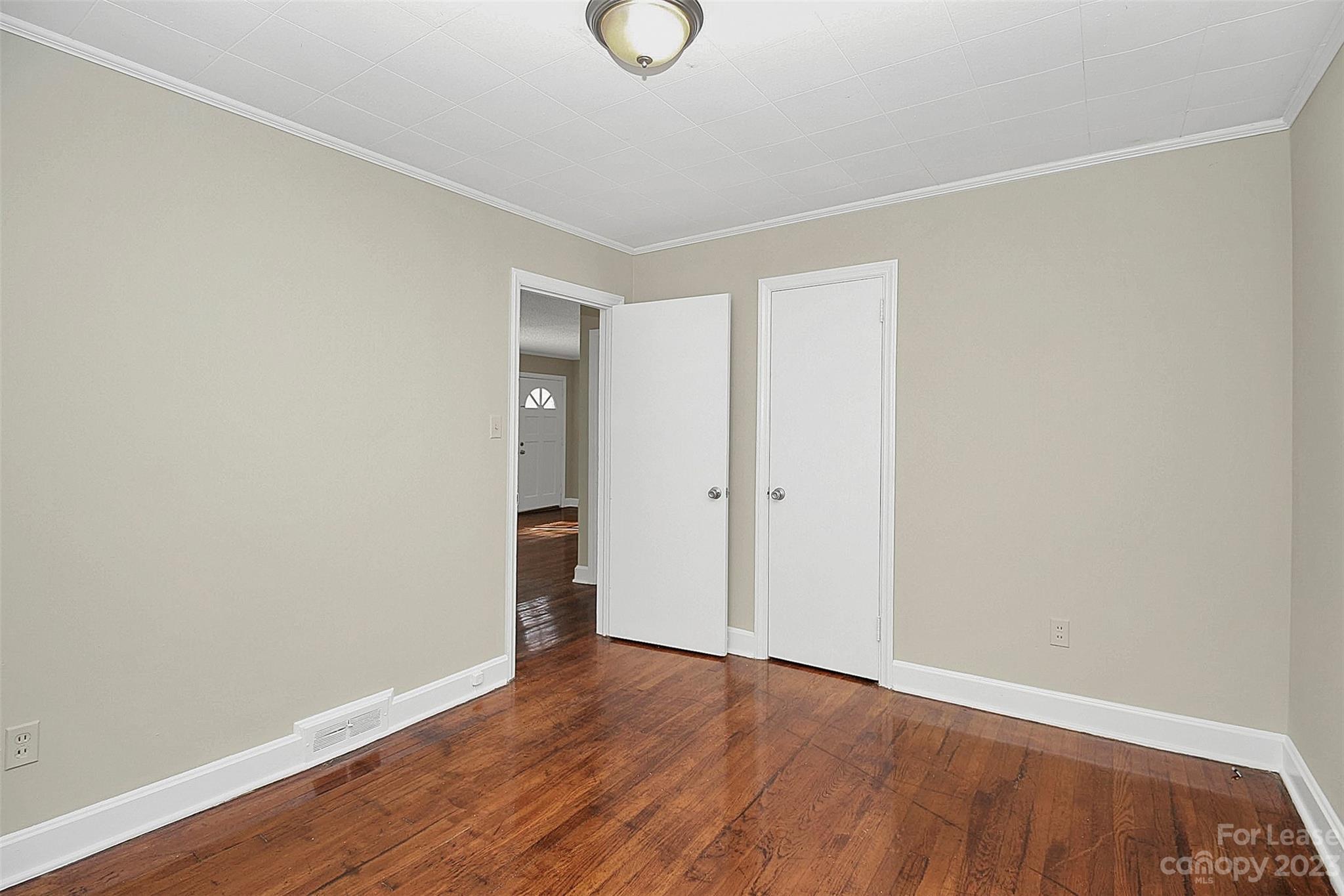 Oakhurst - Residential Lease