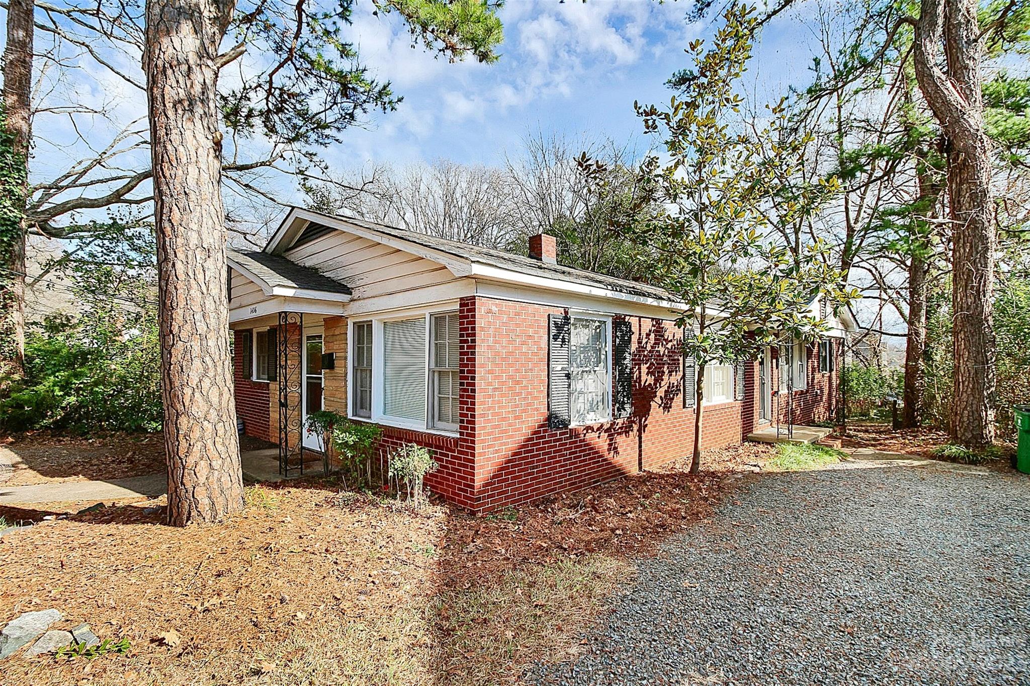 Oakhurst - Residential Lease