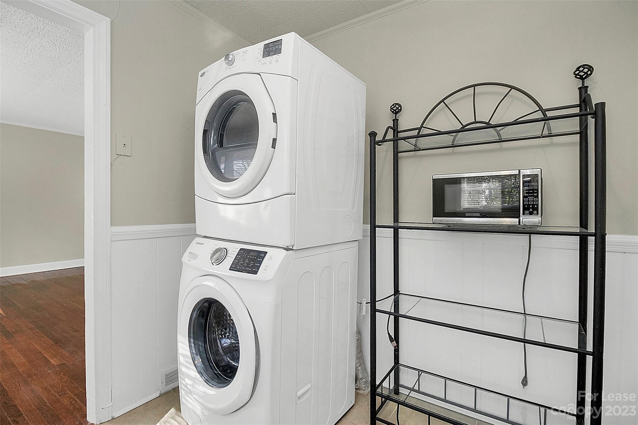 Oakhurst - Residential Lease