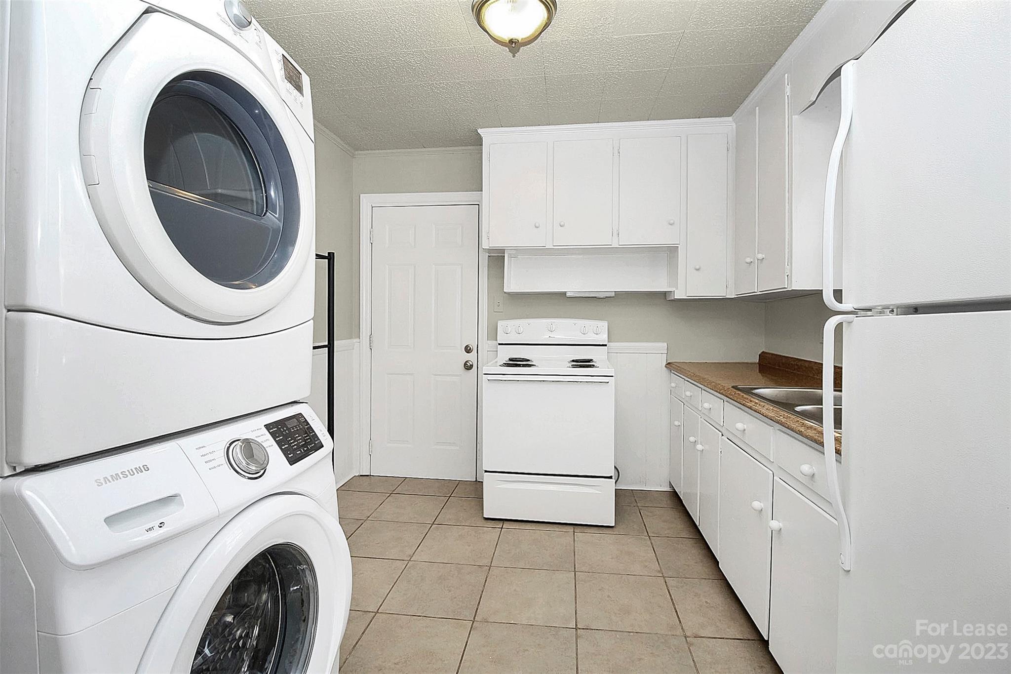 Oakhurst - Residential Lease