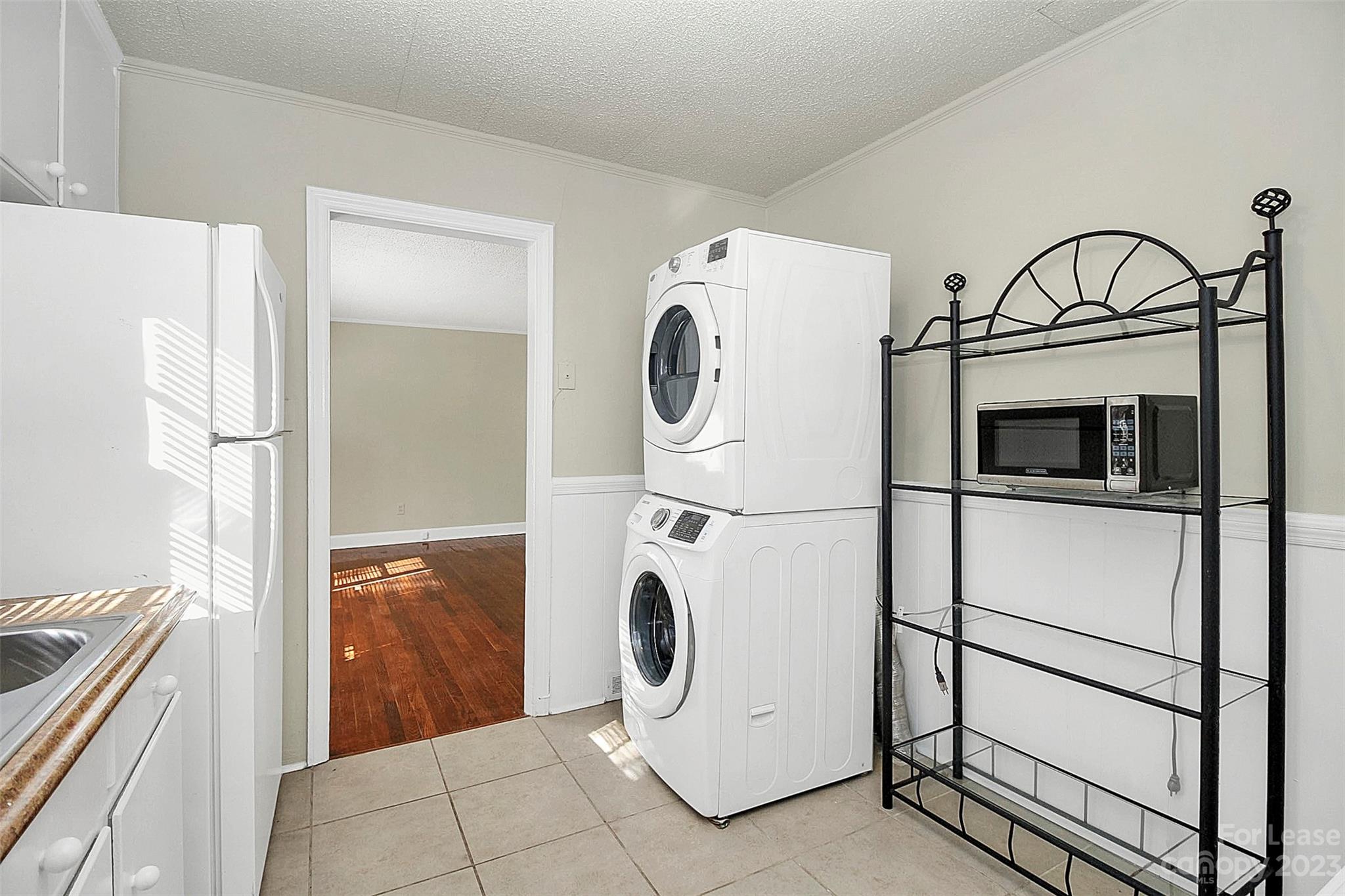 Oakhurst - Residential Lease