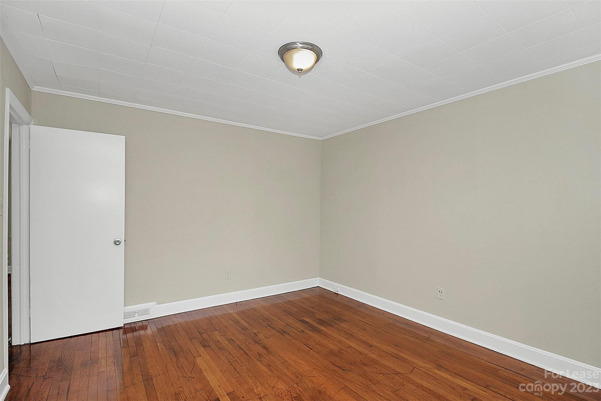 Oakhurst - Residential Lease