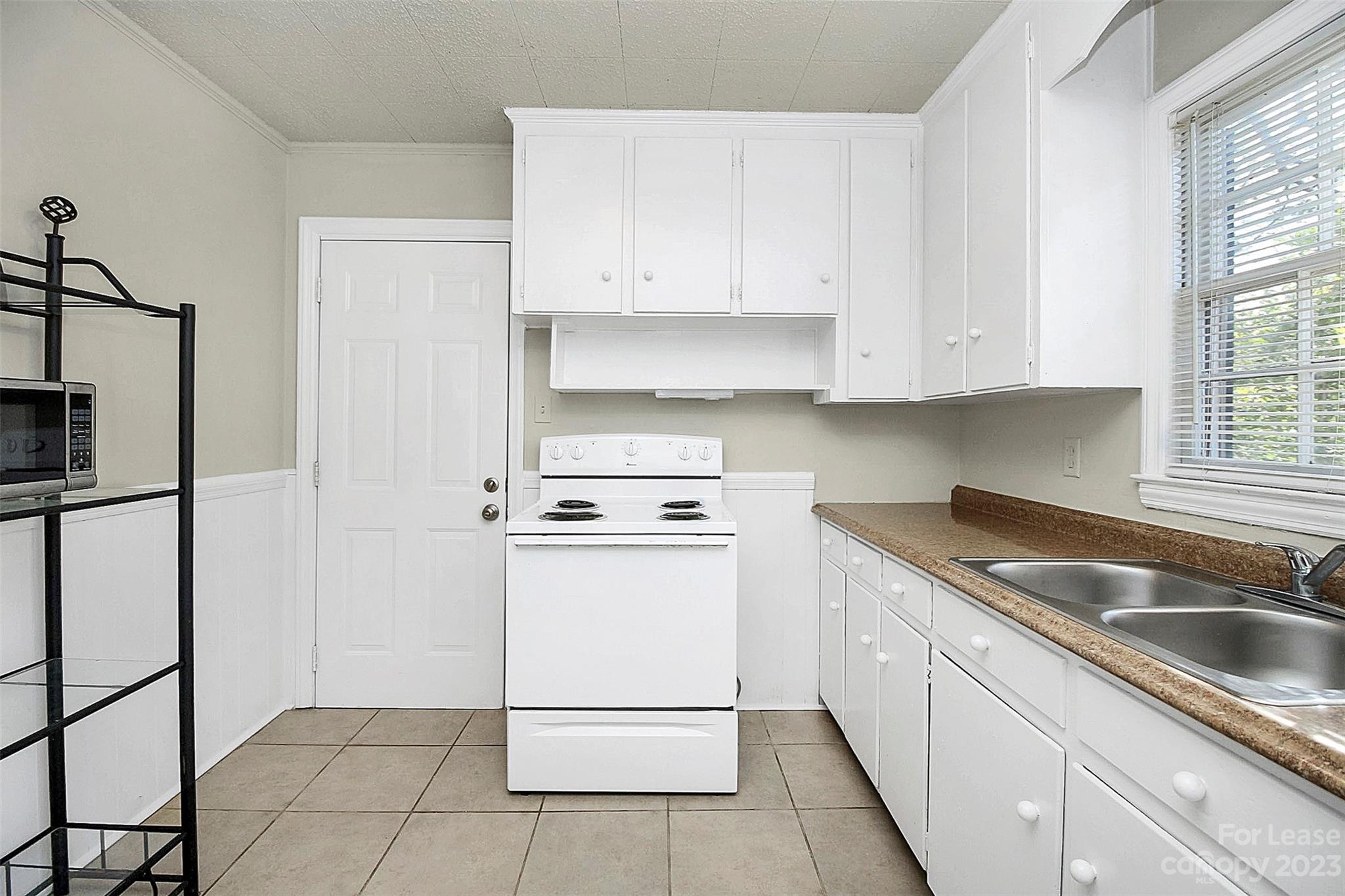 Oakhurst - Residential Lease