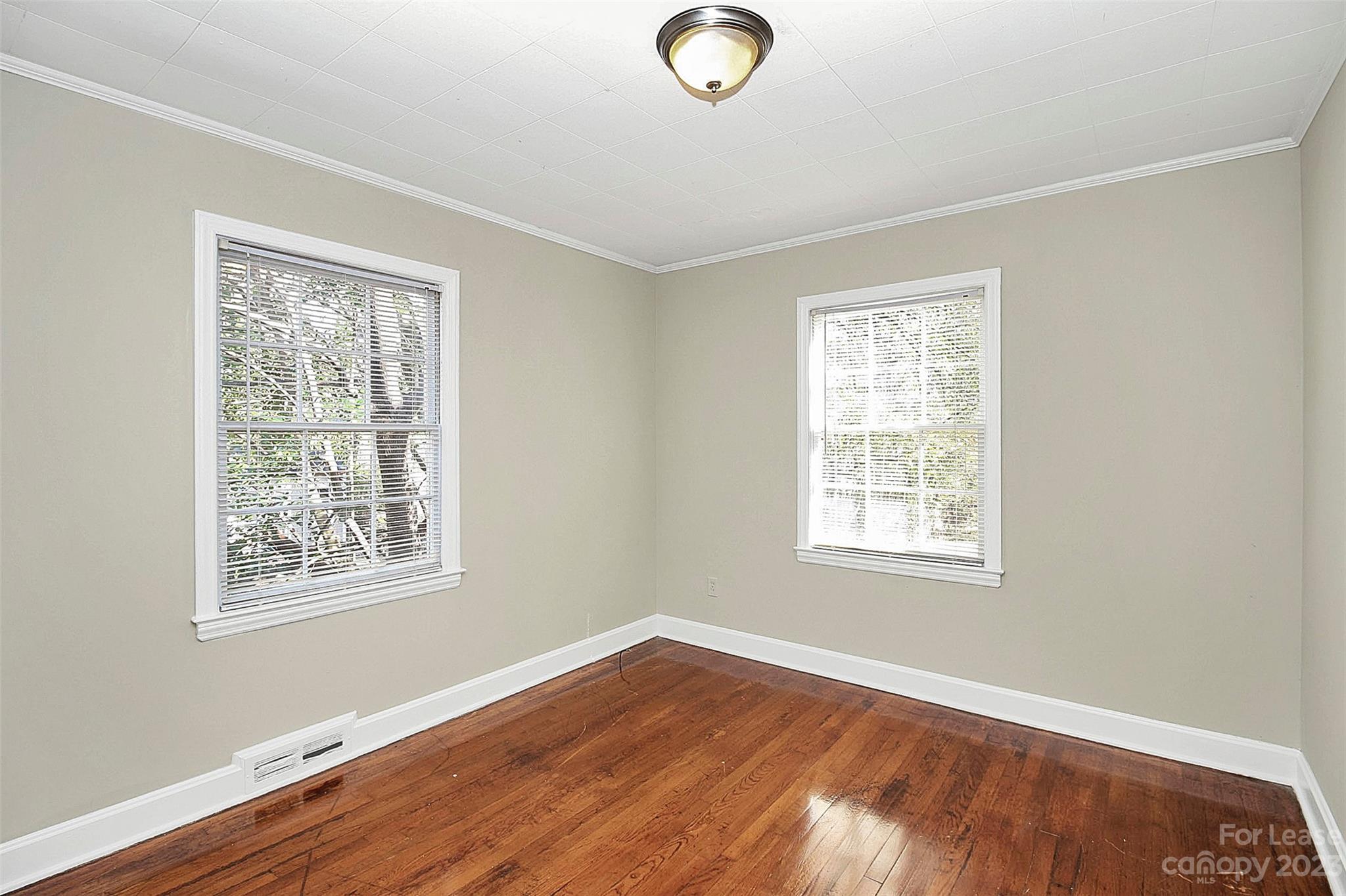 Oakhurst - Residential Lease