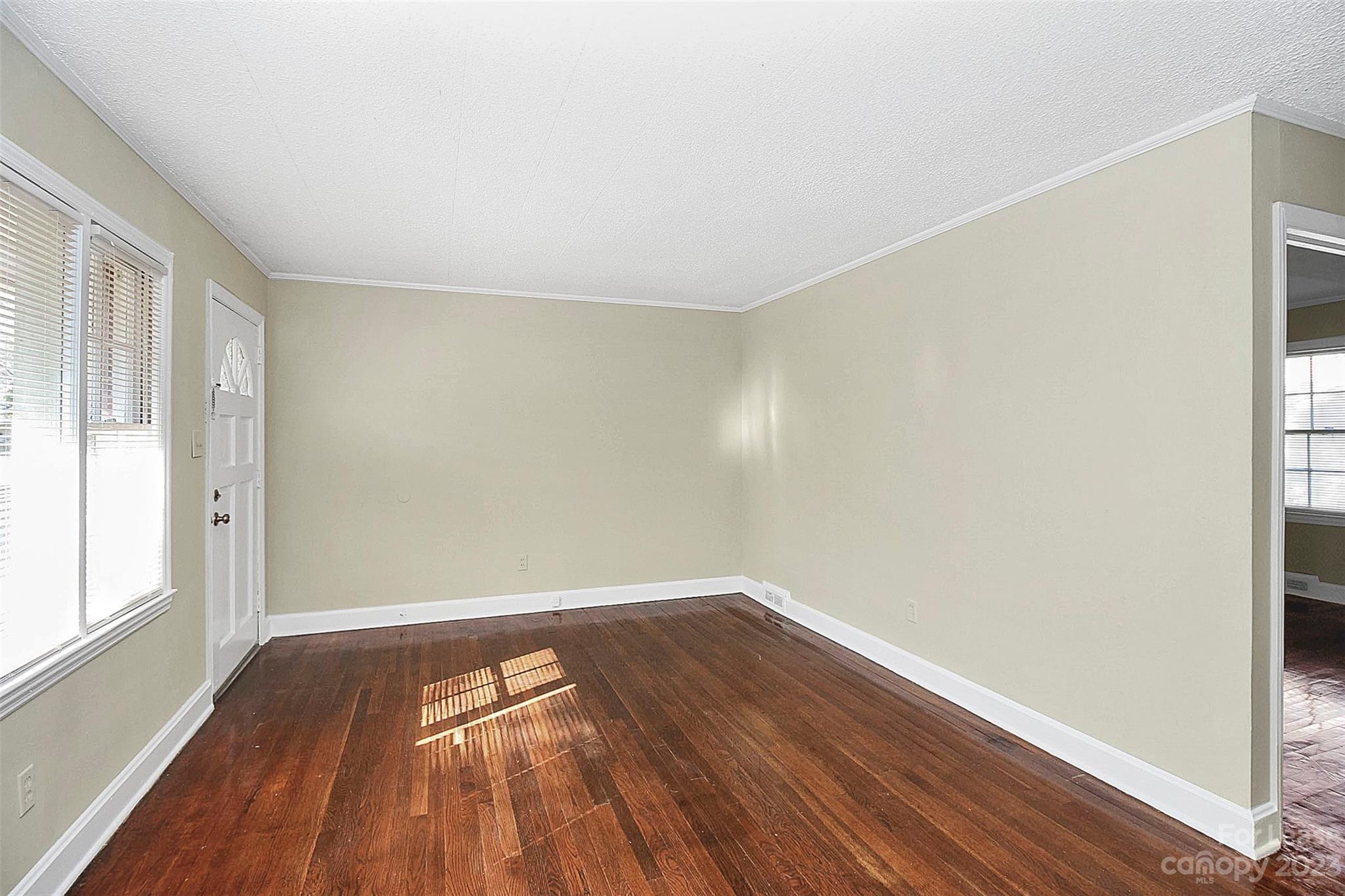 Oakhurst - Residential Lease