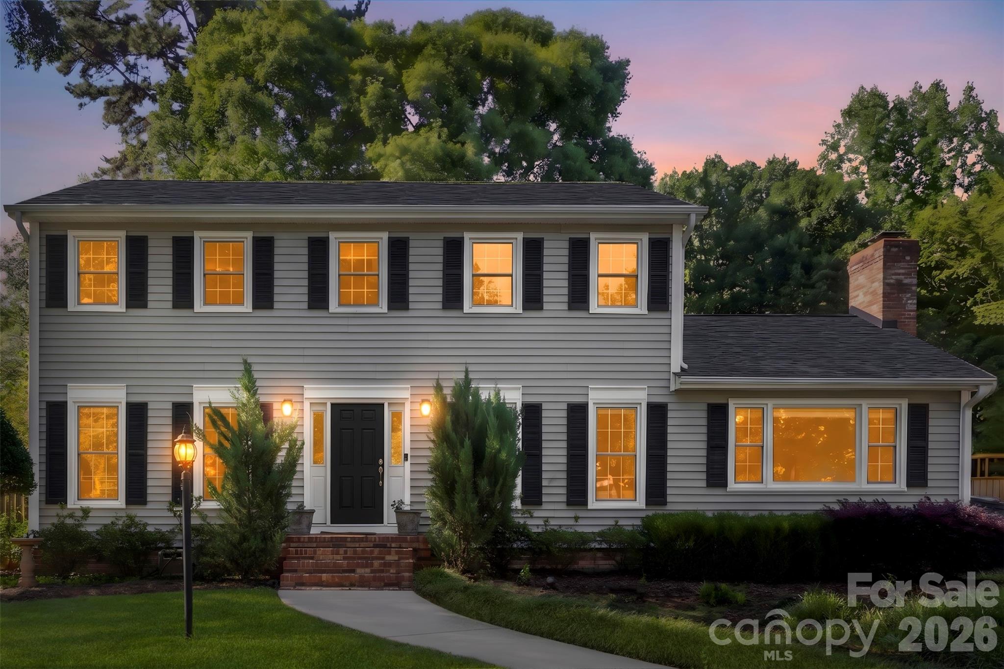 2106 Kings Drive