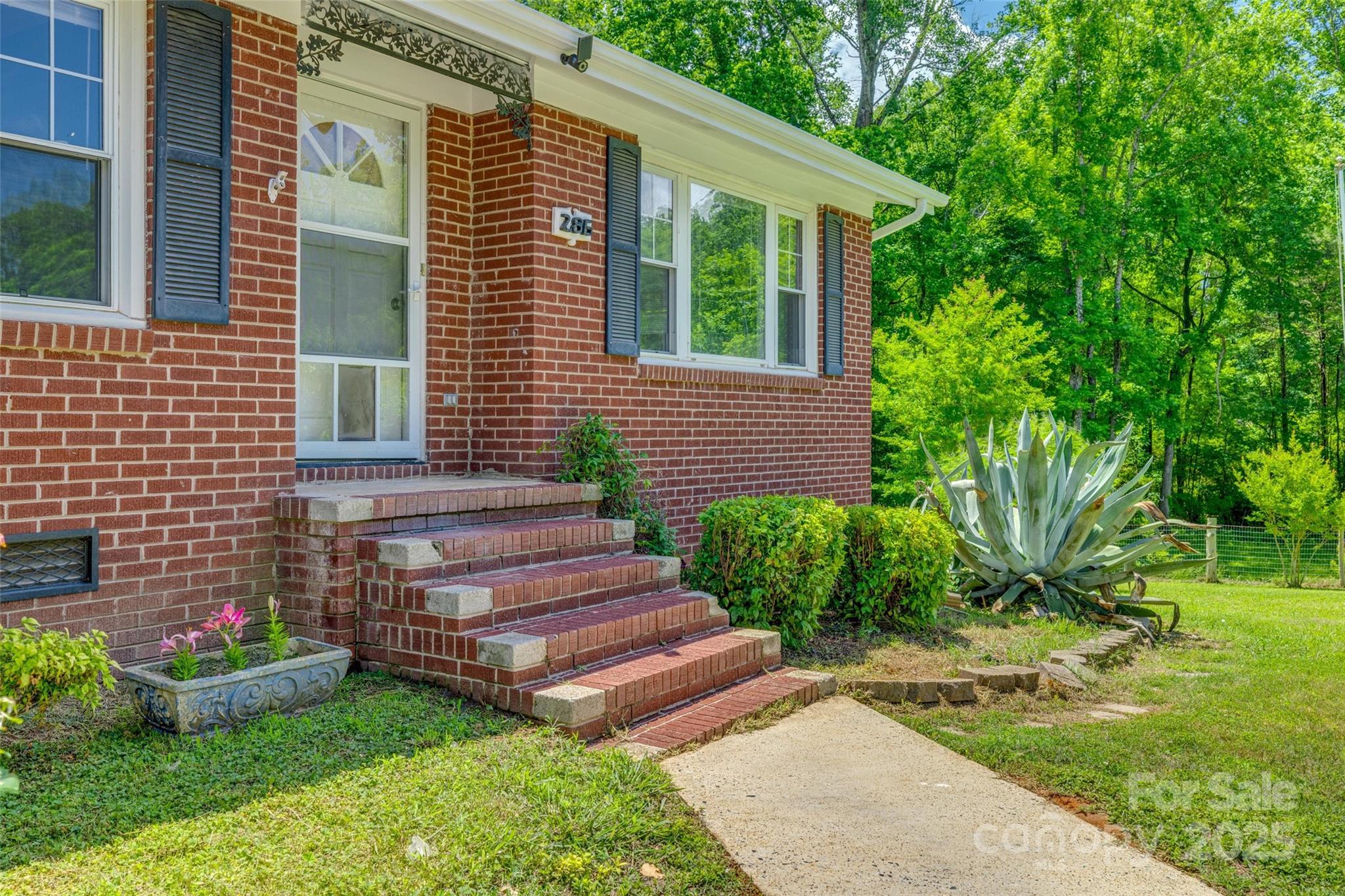 286 Southside Road