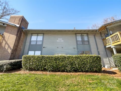 4918 Sardis Road E Charlotte NC 28270